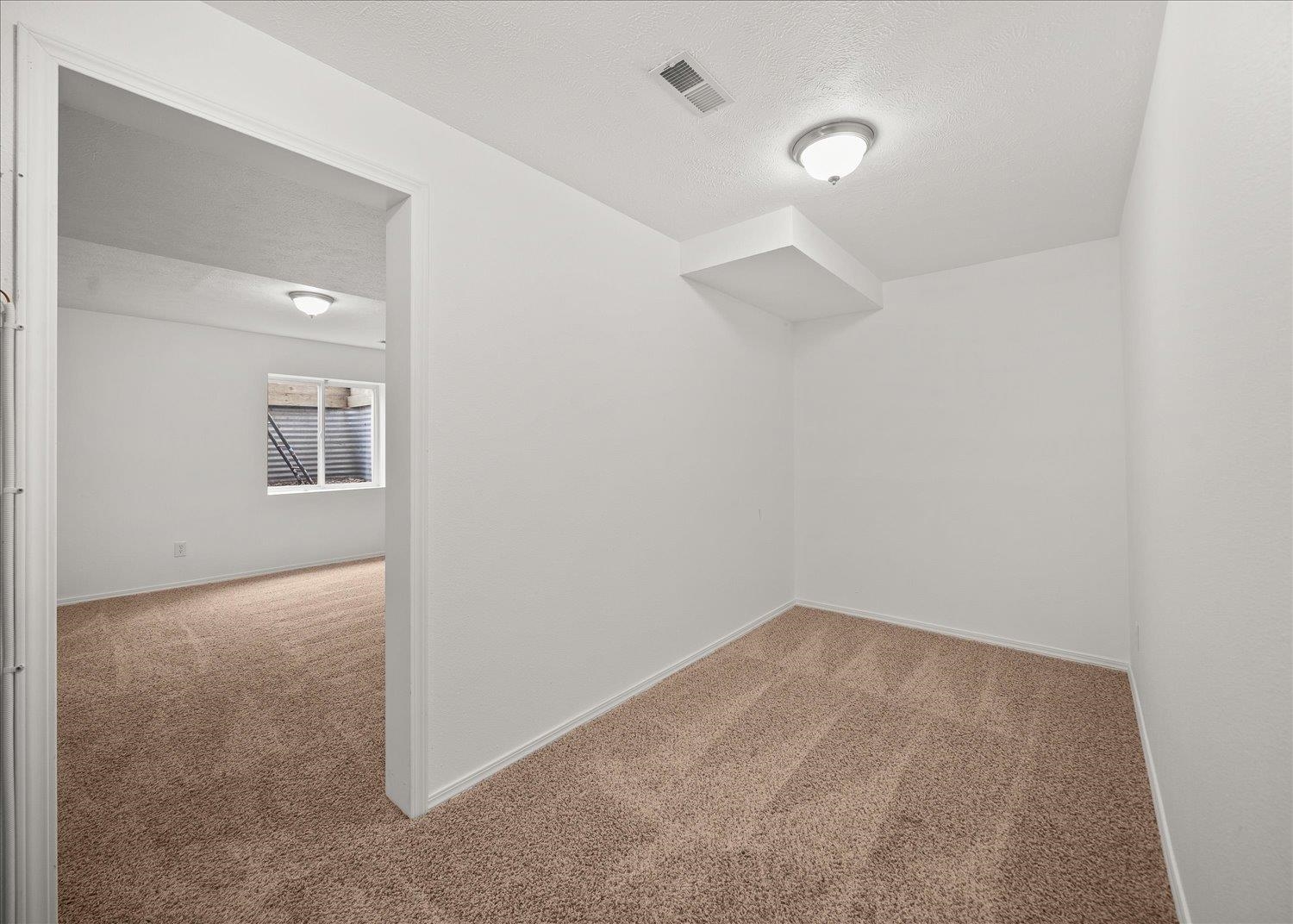 805 S Harmony Rd - Photo 34