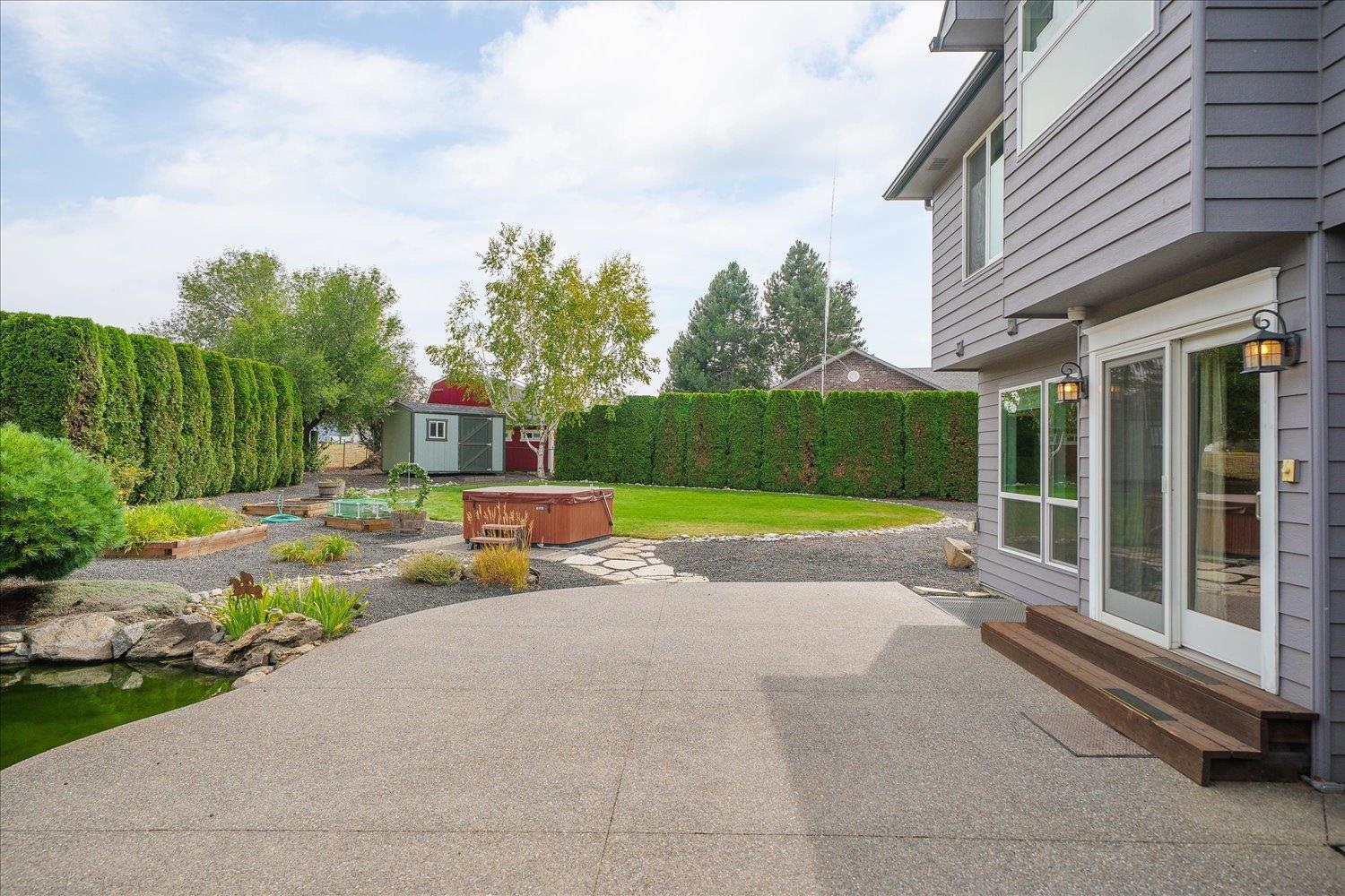 805 S Harmony Rd - Photo 37