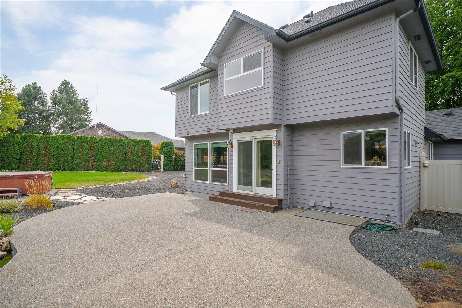 805 S Harmony Rd - Photo 38