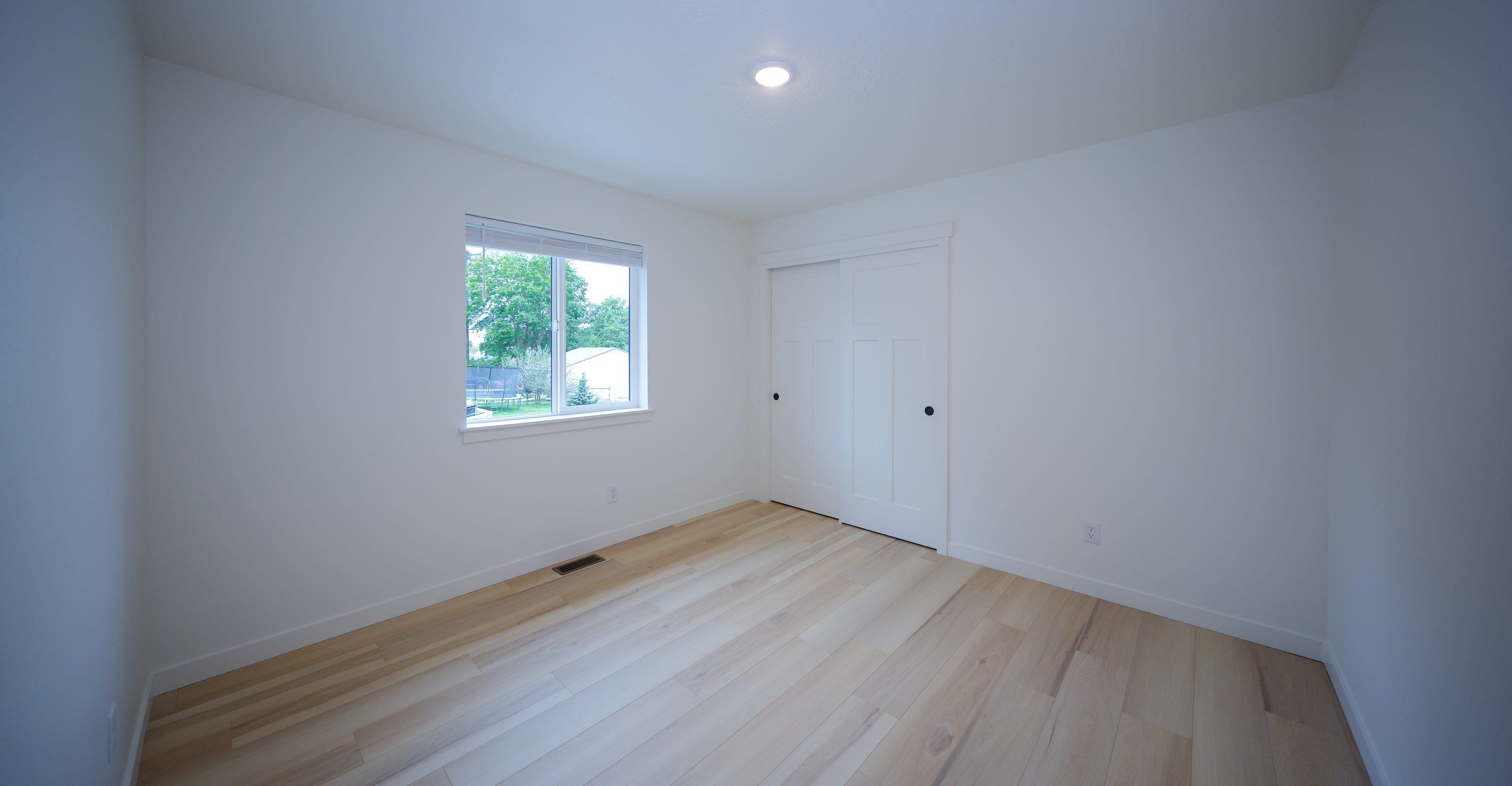 19323 E 4th Ave - Photo 26