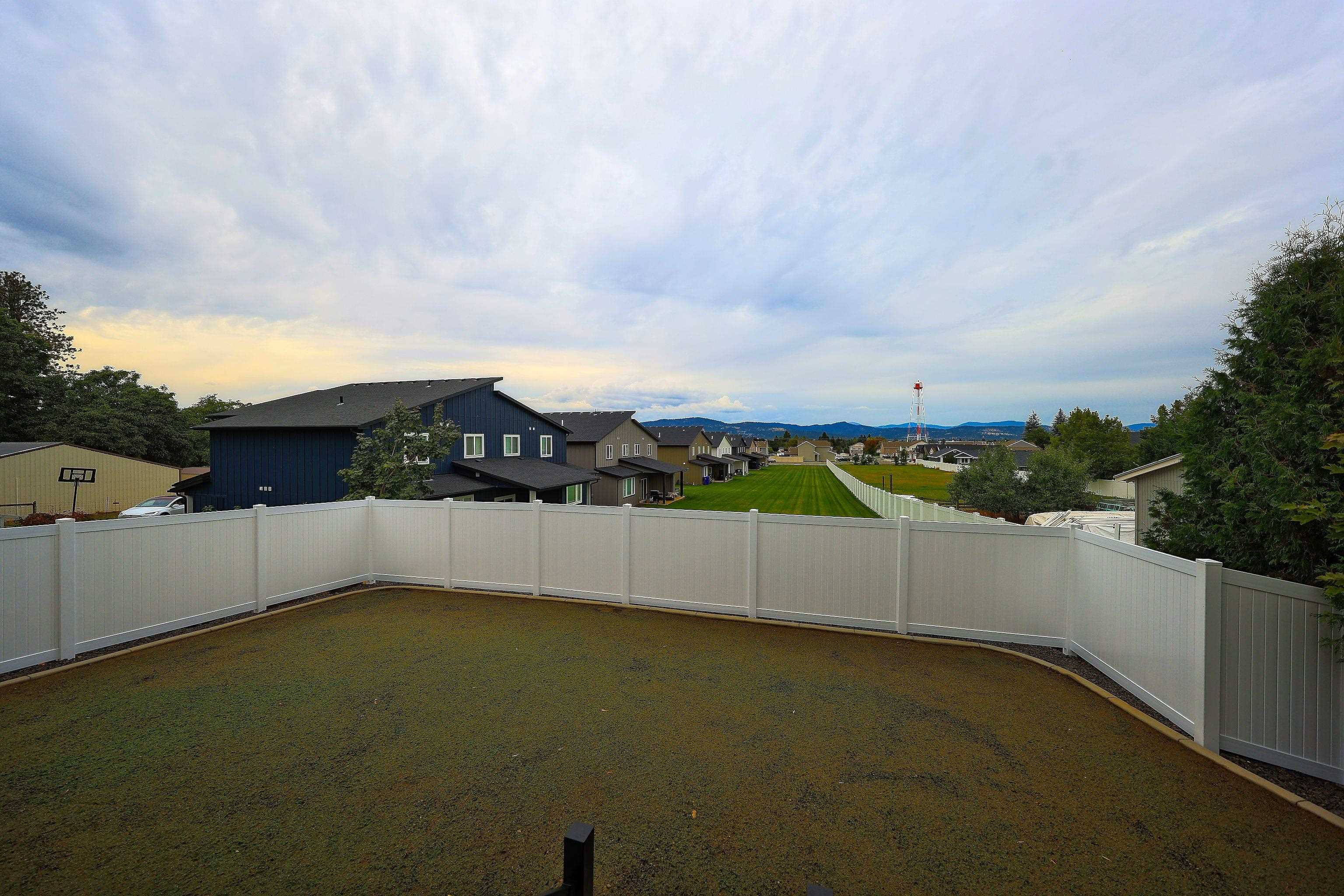 19323 E 4th Ave - Photo 38