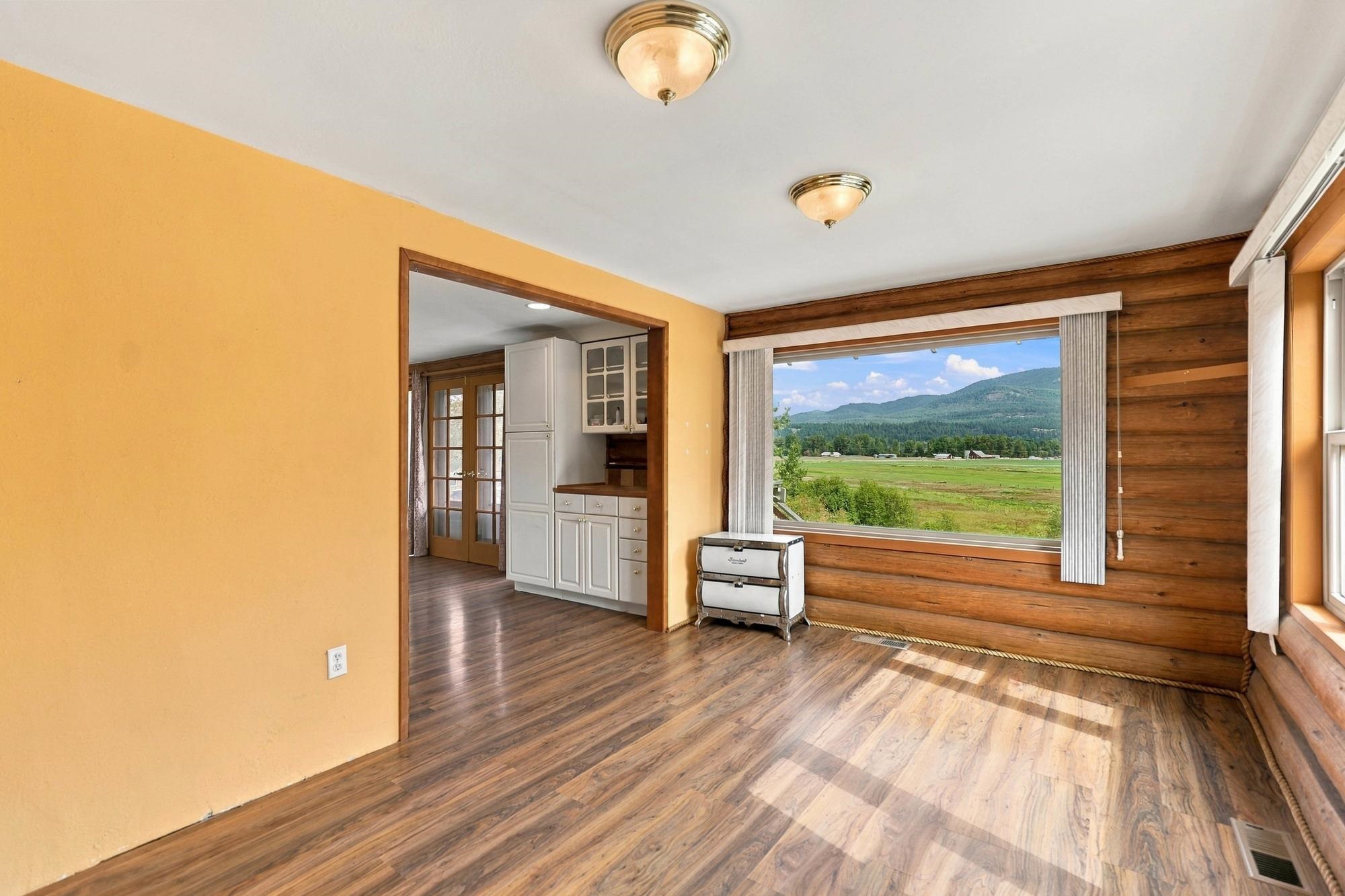 2105 S HWY 395 Hwy - Photo 18