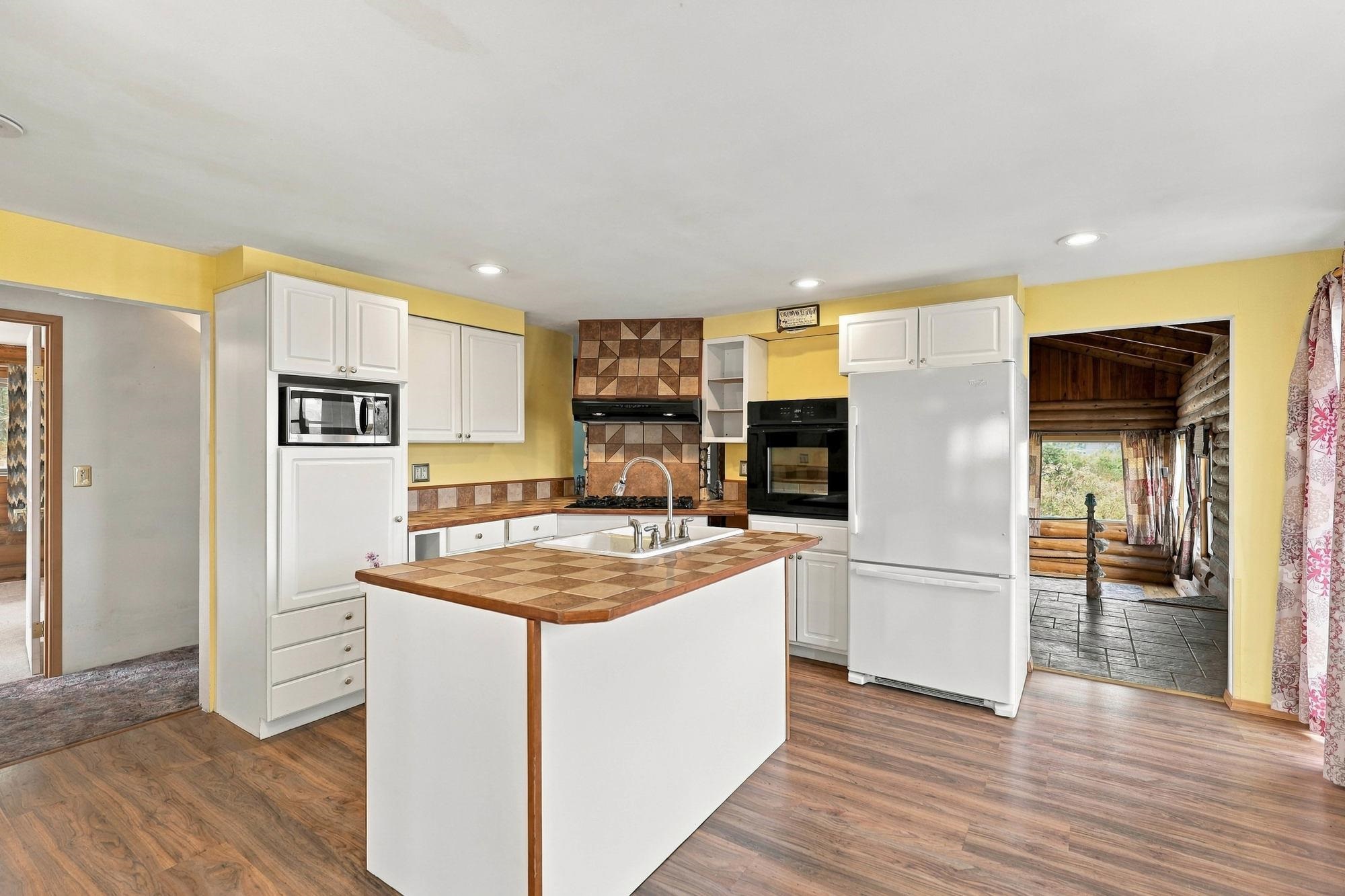 2105 S HWY 395 Hwy - Photo 20