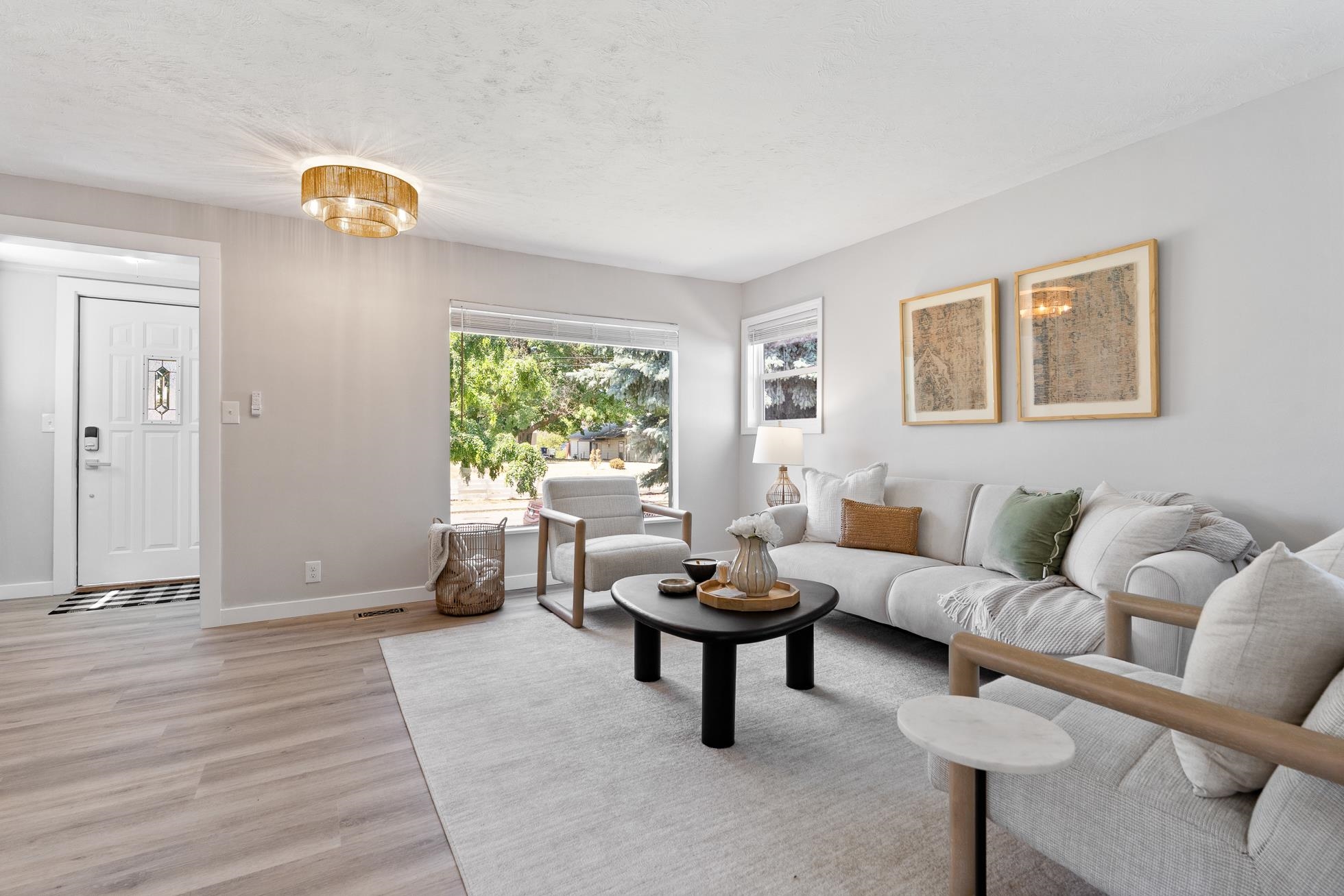 4818 N Lee St - Photo 4