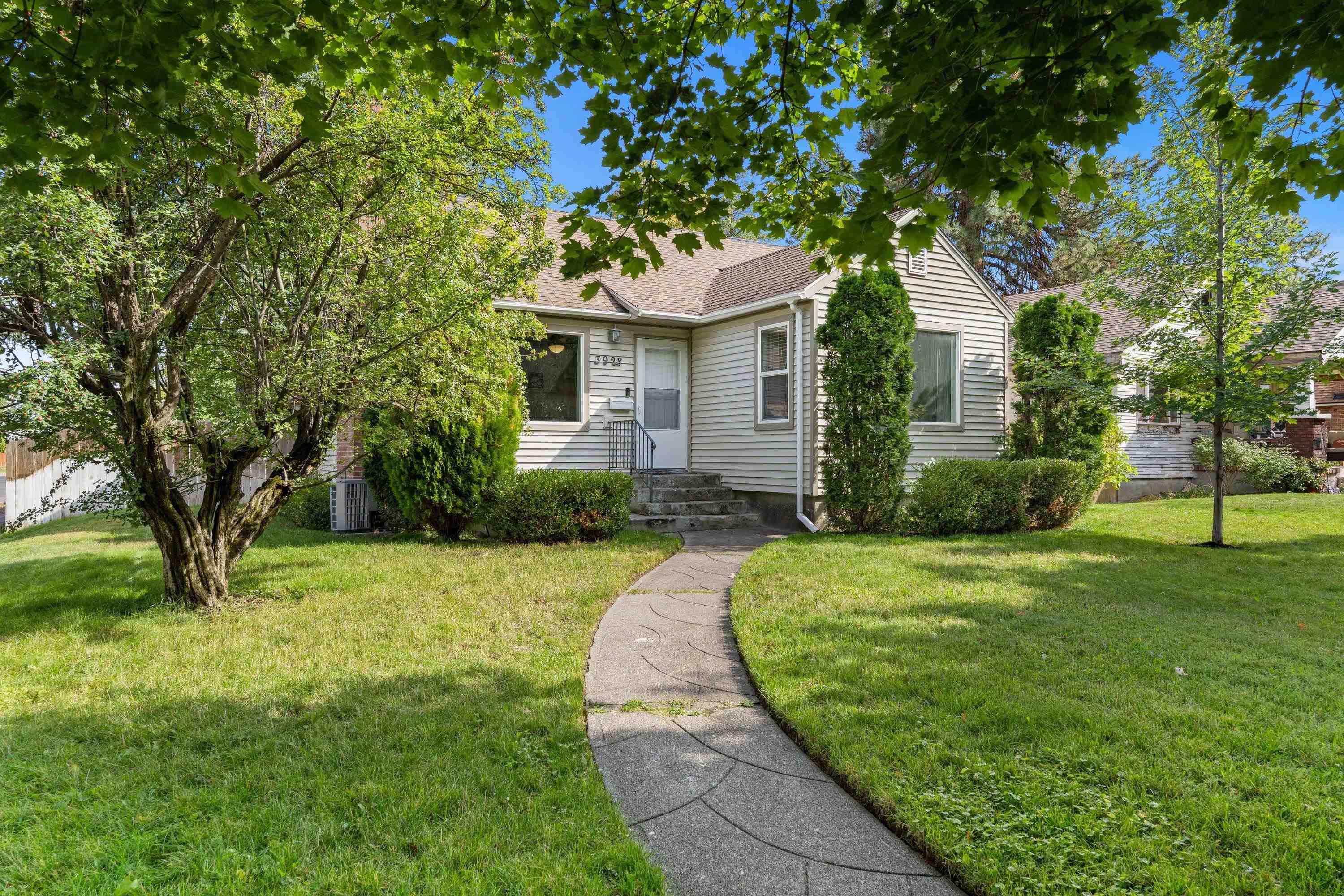 3928 N Adams Rd - Photo 2