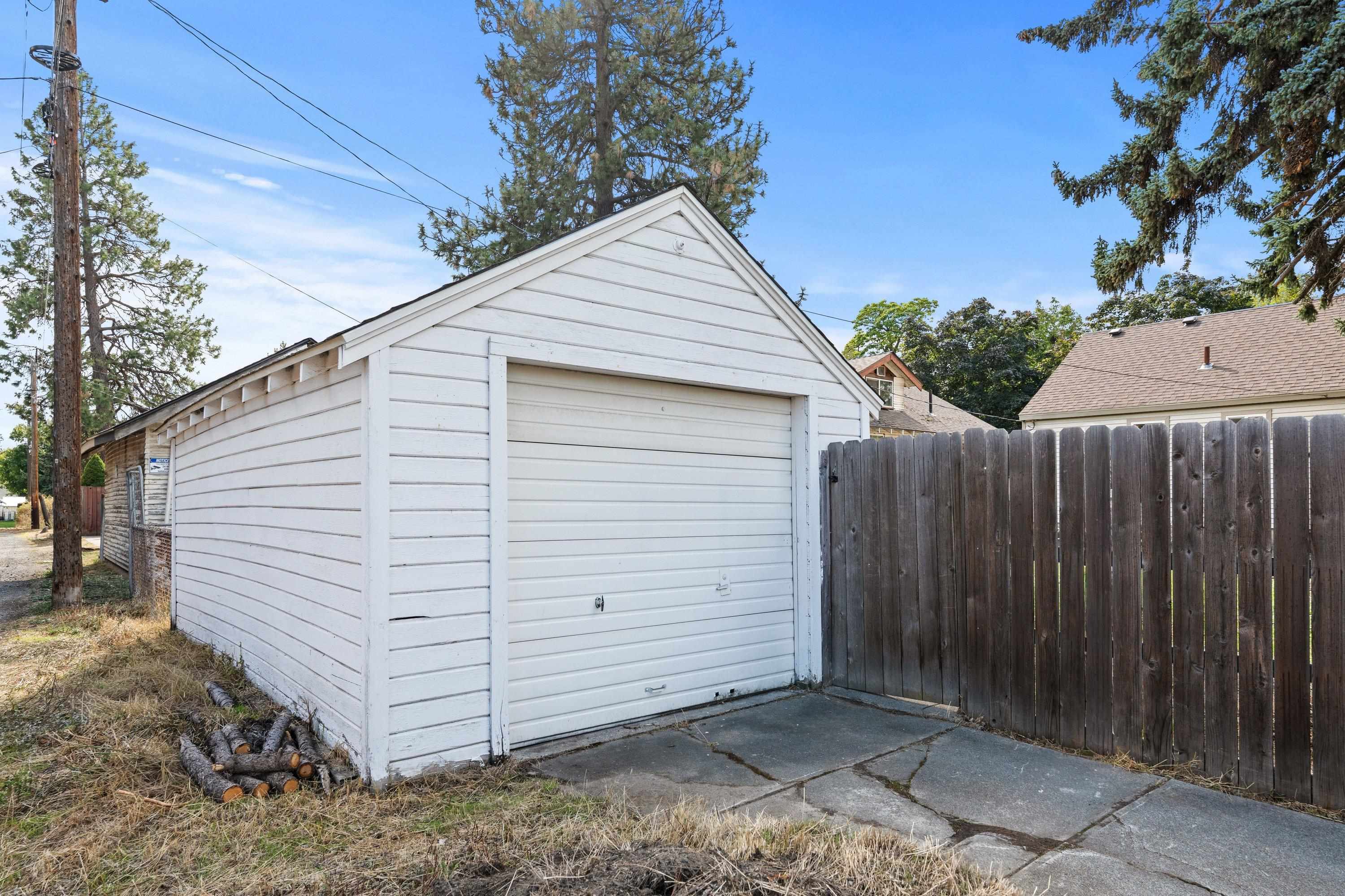 3928 N Adams Rd - Photo 29