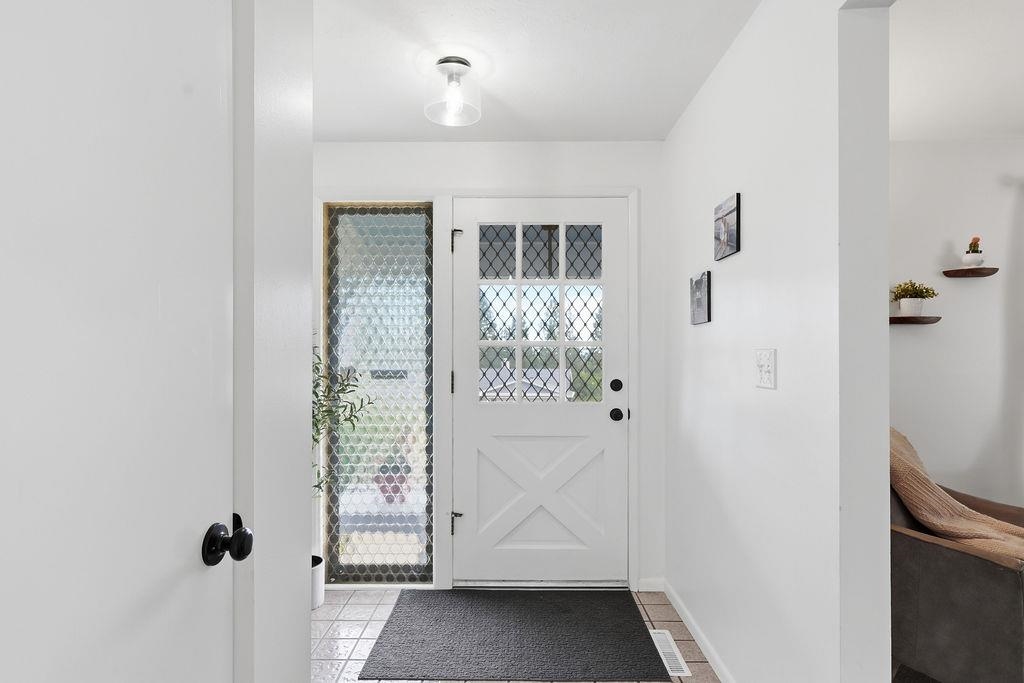1907 TONI RAE Dr - Photo 5