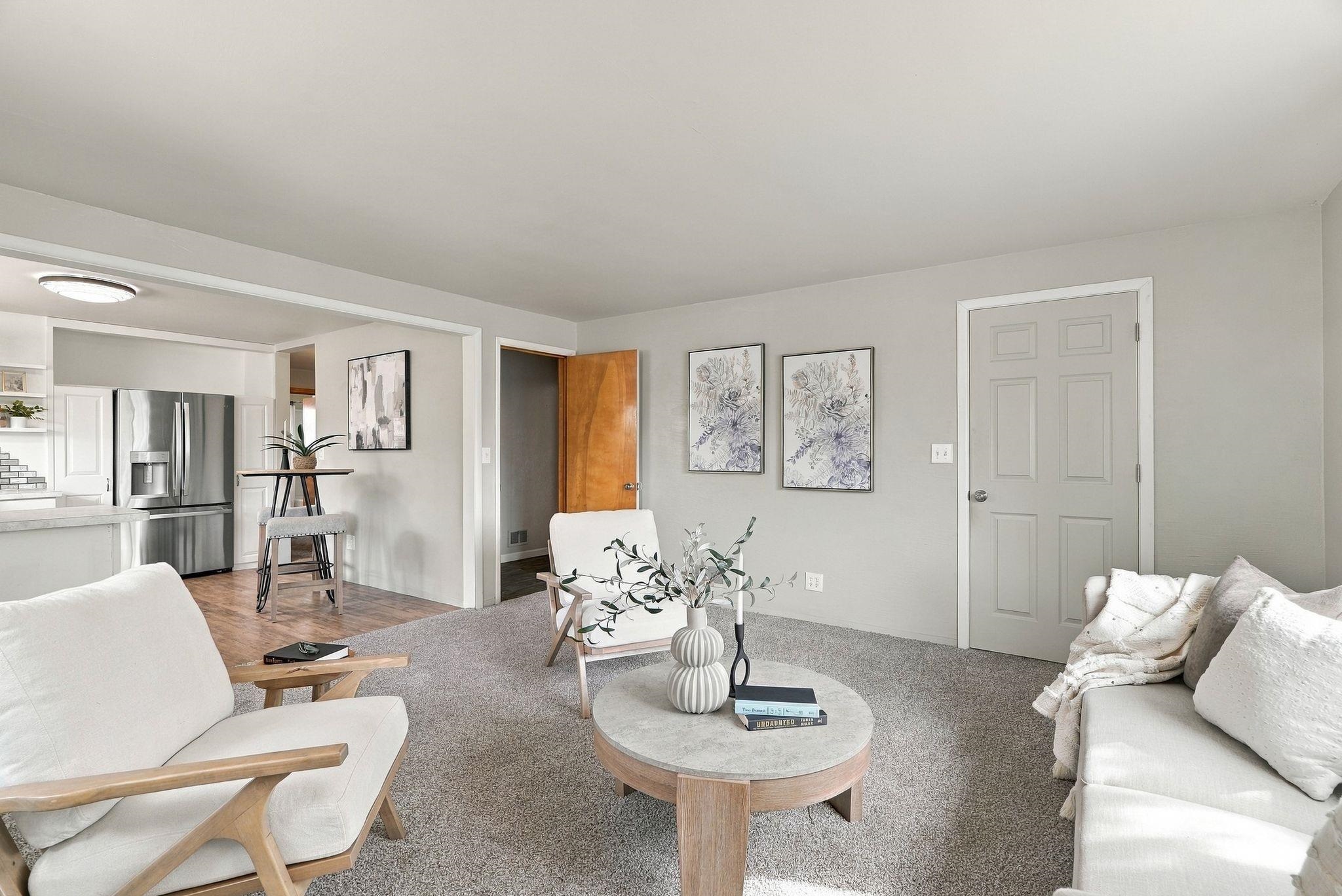 11403 E 11th Ave - Photo 18