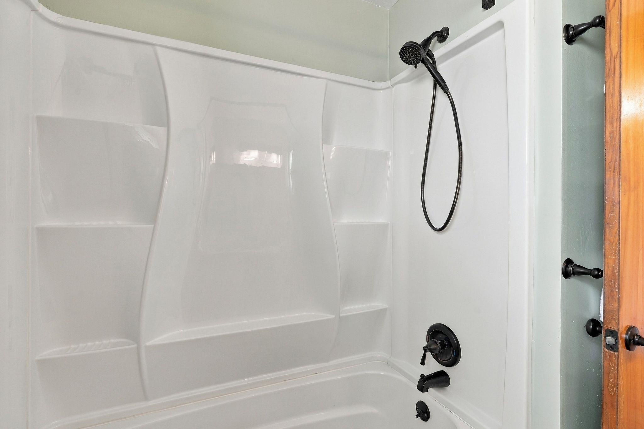 11403 E 11th Ave - Photo 24
