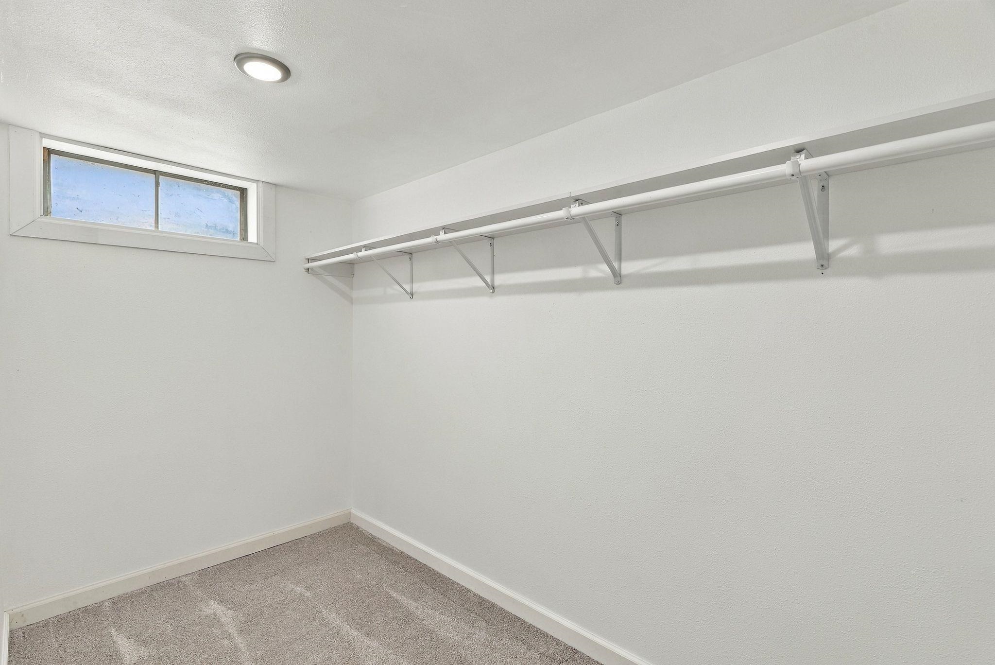 11403 E 11th Ave - Photo 27