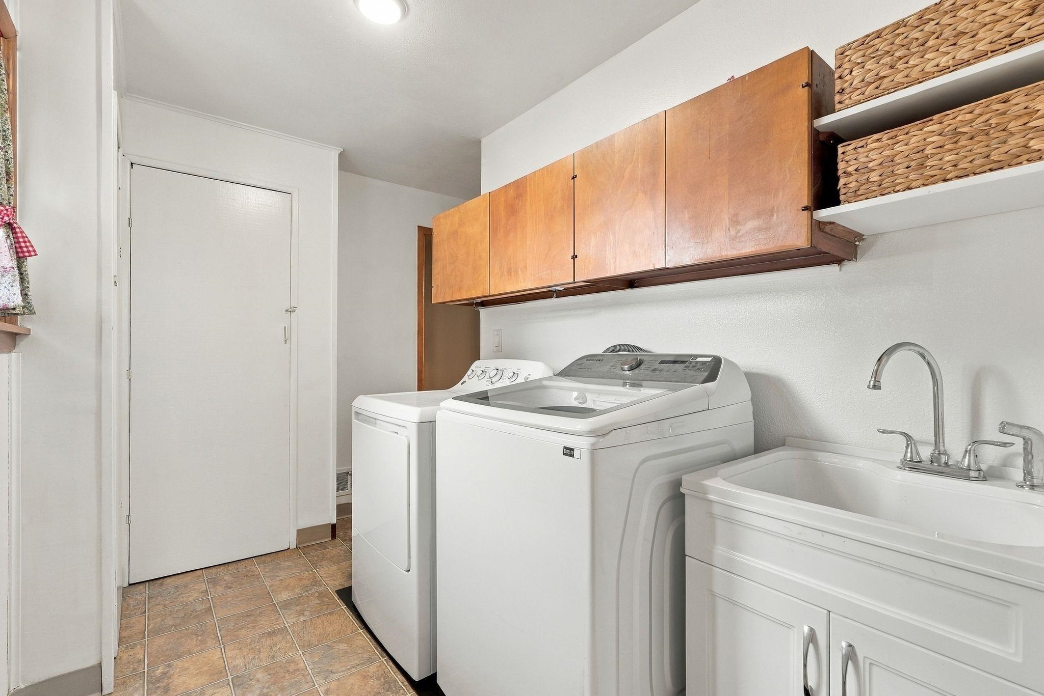 11403 E 11th Ave - Photo 15