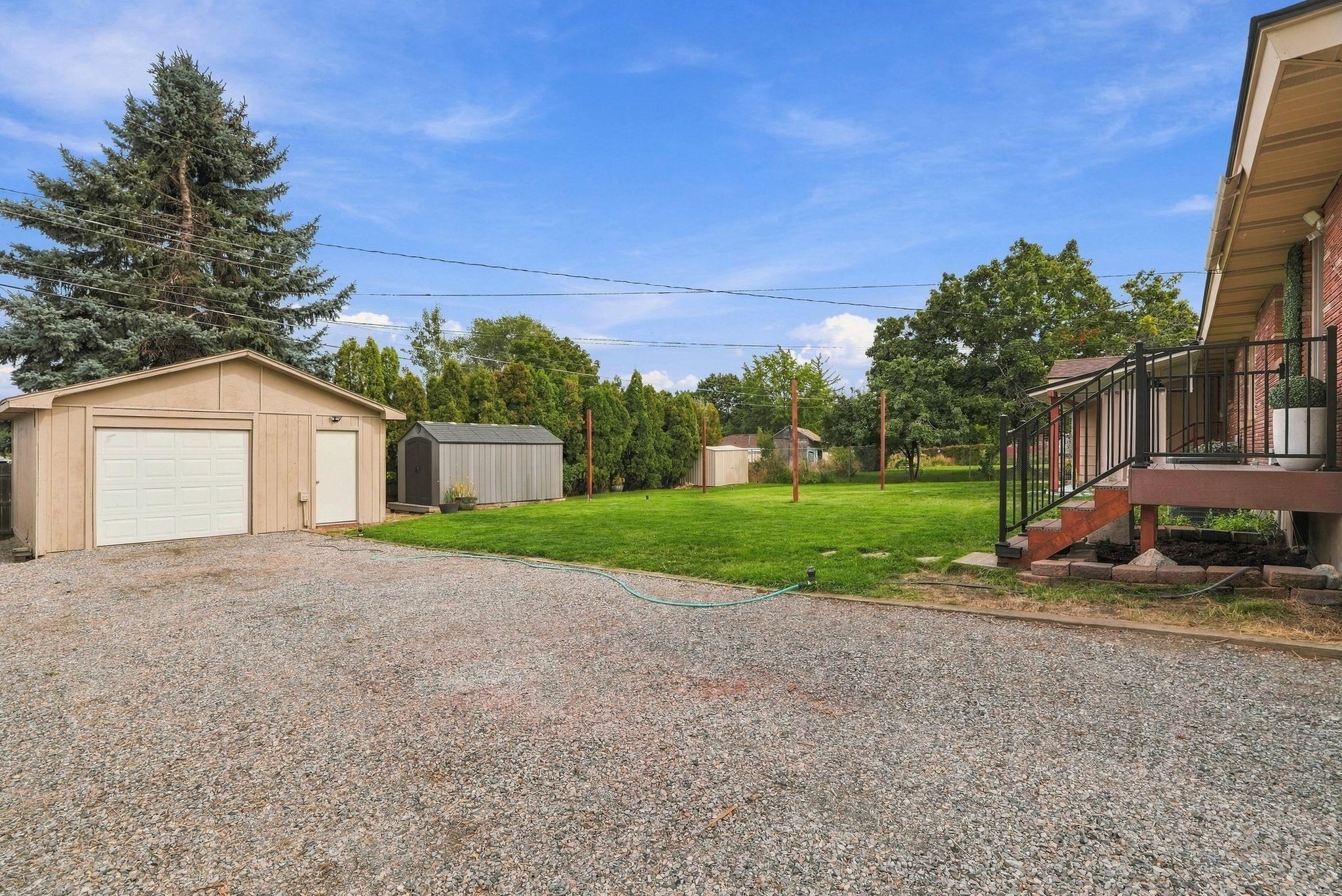 11403 E 11th Ave - Photo 41