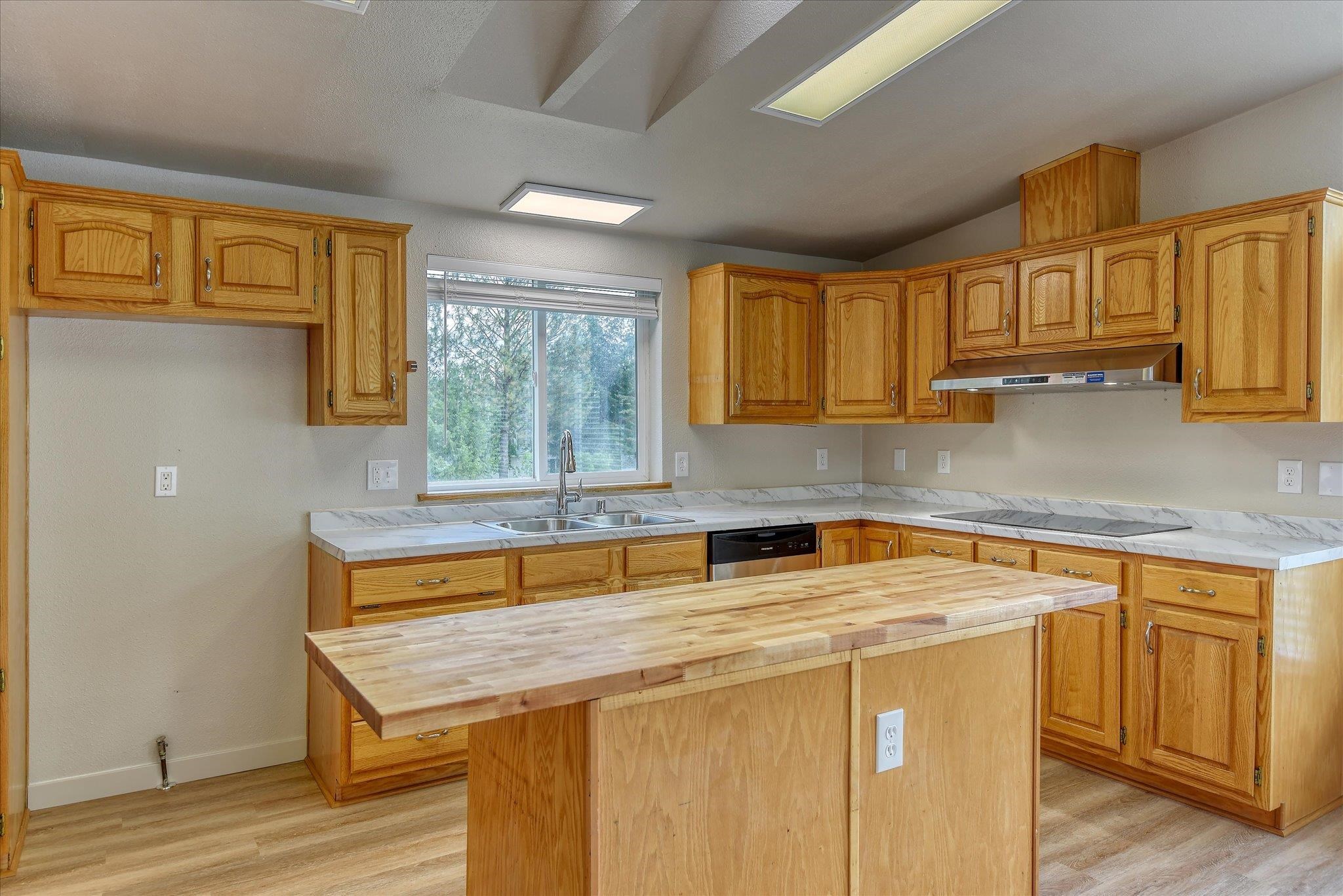 18318 N Atlantic Rd - Photo 9