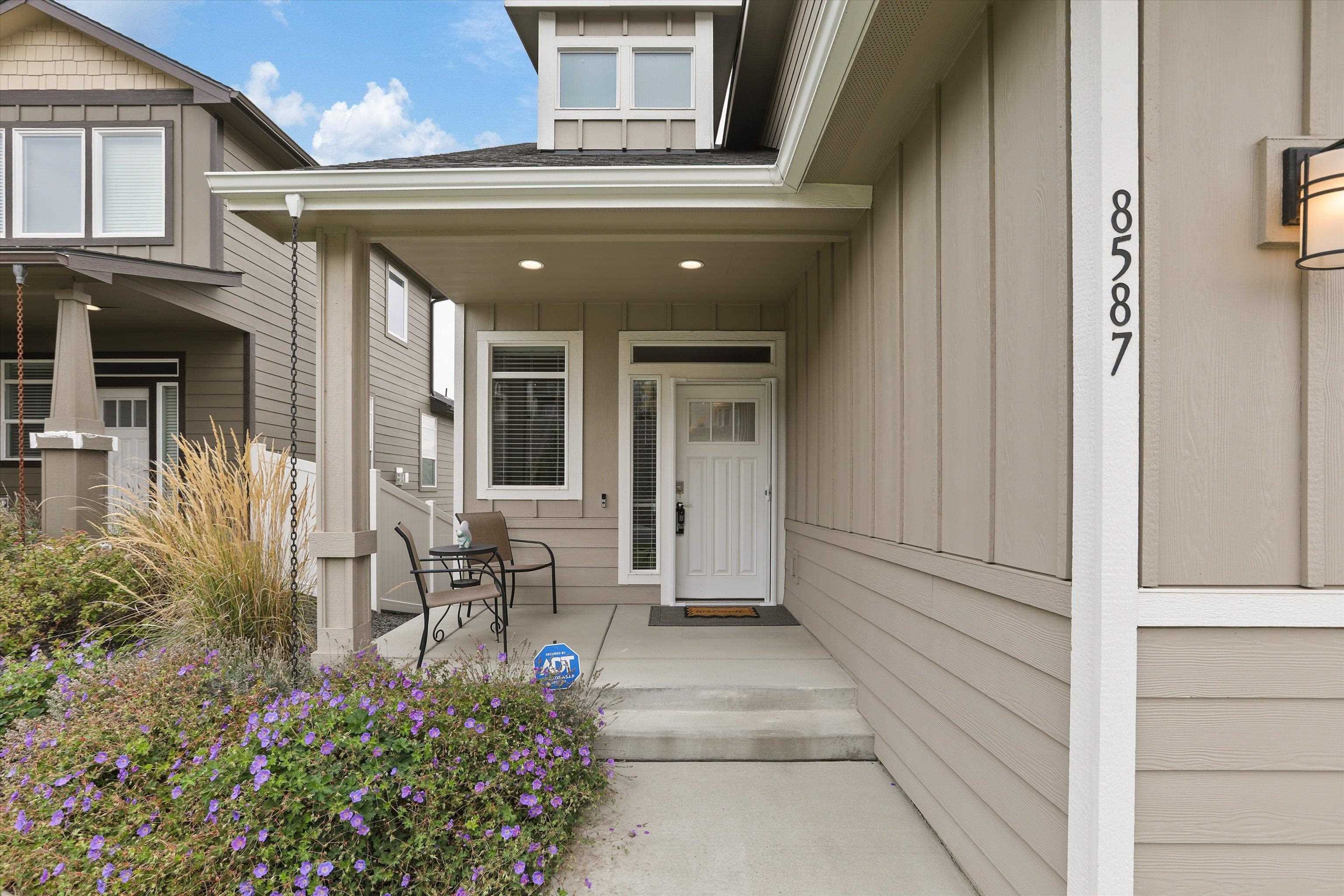8587 N James Dr - Photo 2