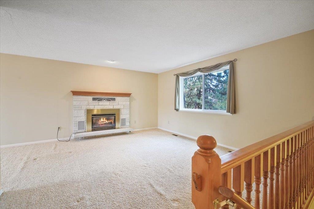 2211 W Hazard Rd - Photo 3