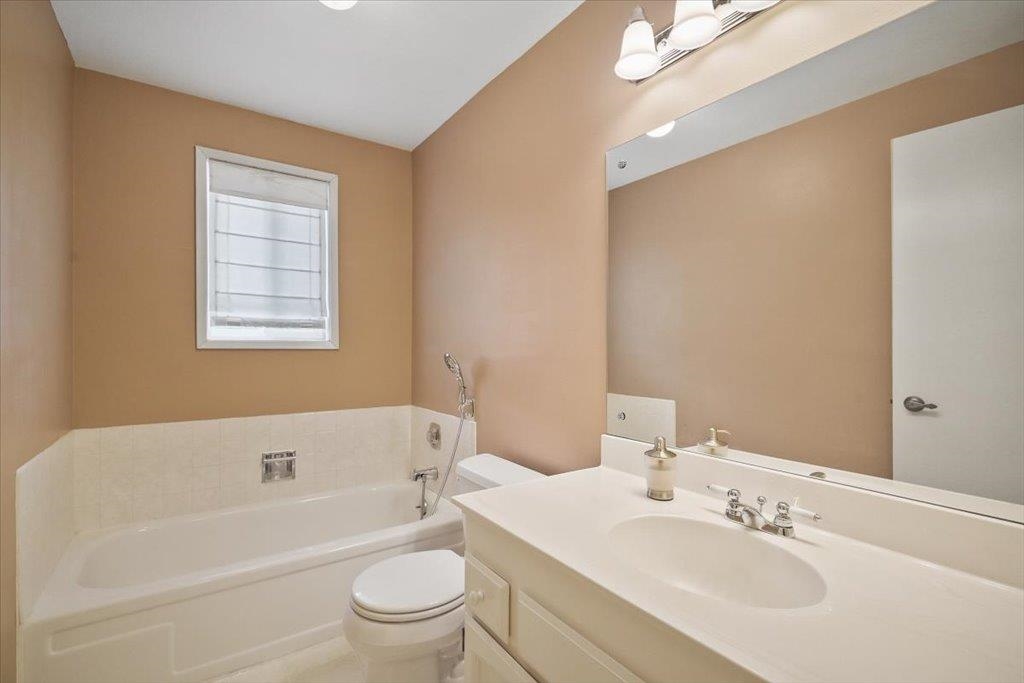 2211 W Hazard Rd - Photo 12