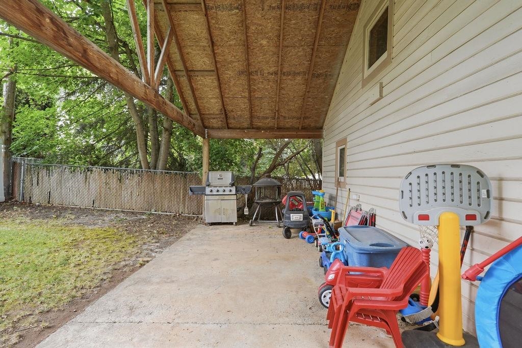 1423 E 36th Ave - Photo 32