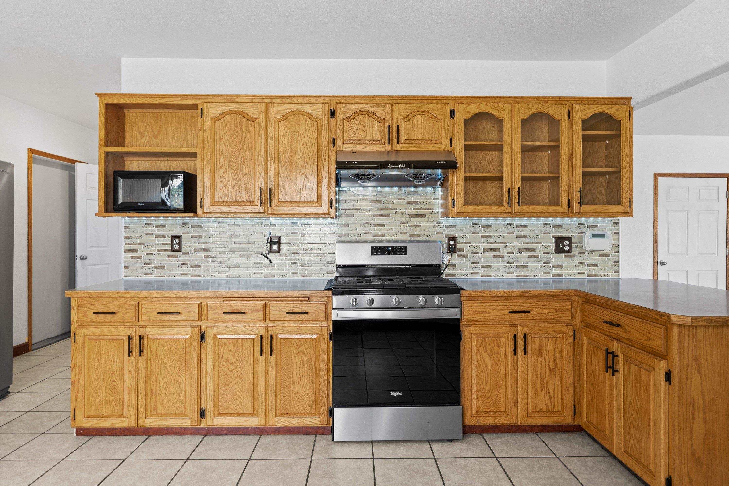 2324 W Everett Ave - Photo 10