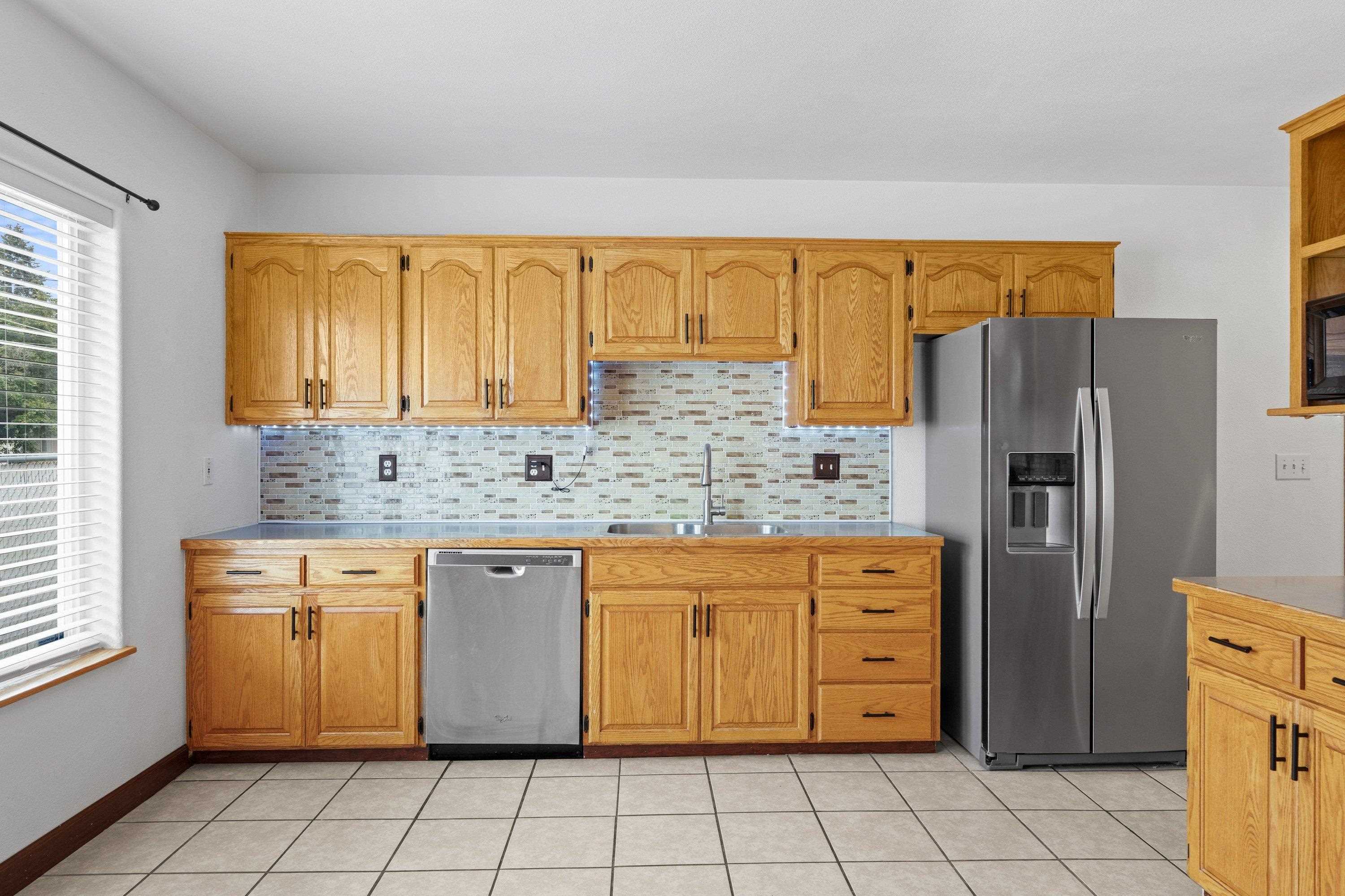 2324 W Everett Ave - Photo 12