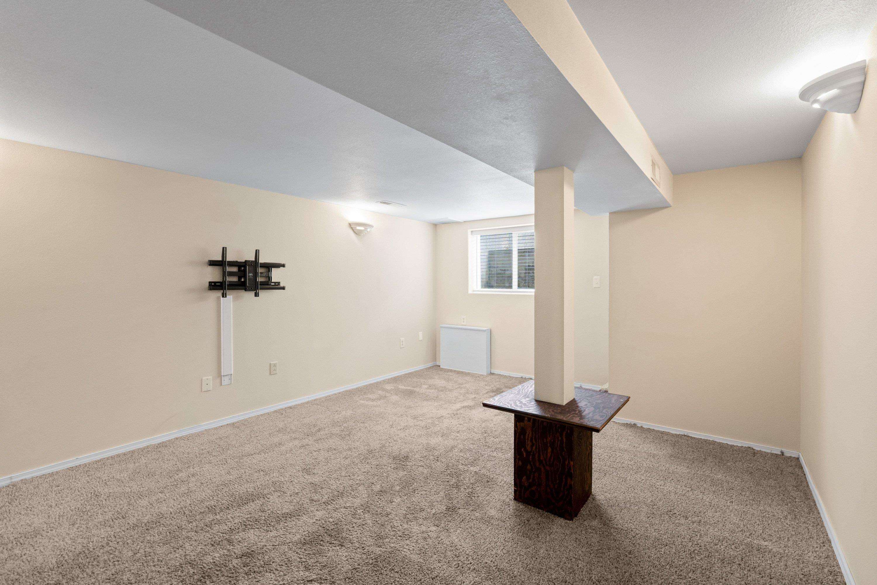 2324 W Everett Ave - Photo 24