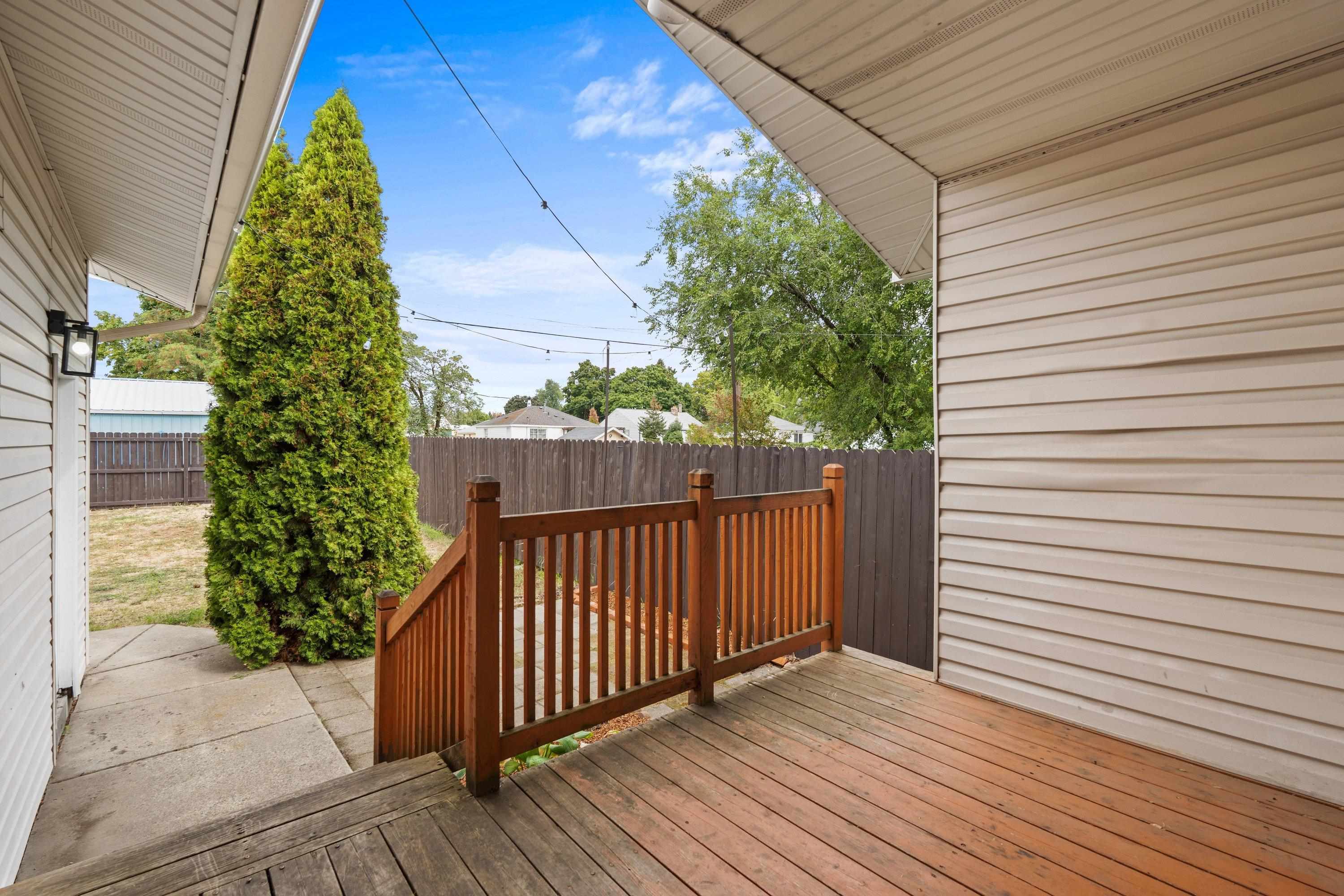 2324 W Everett Ave - Photo 32
