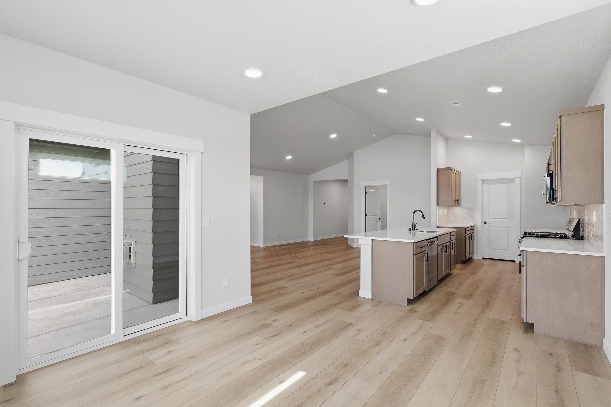 1536 W 67th Ave - Photo 6