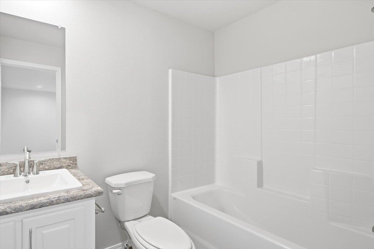 11920 E Mansfield Ave - Photo 16