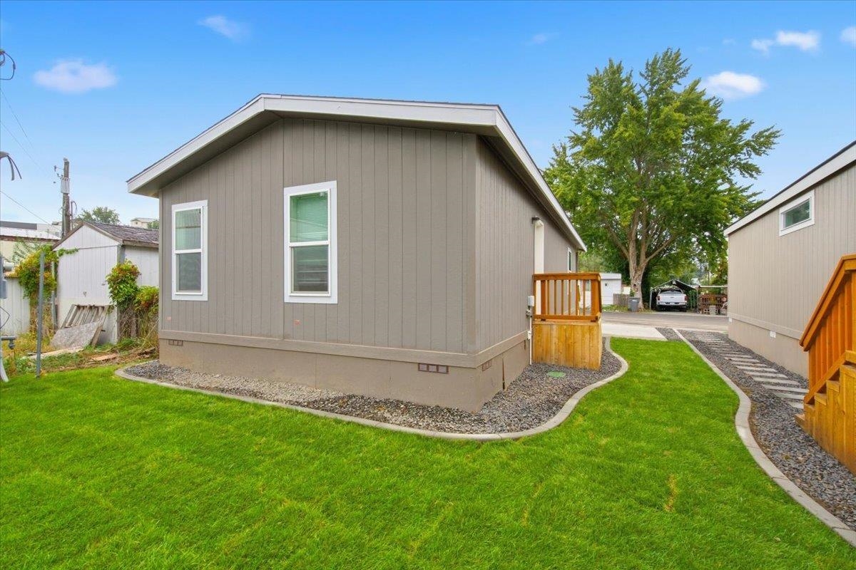 11920 E Mansfield Ave - Photo 21