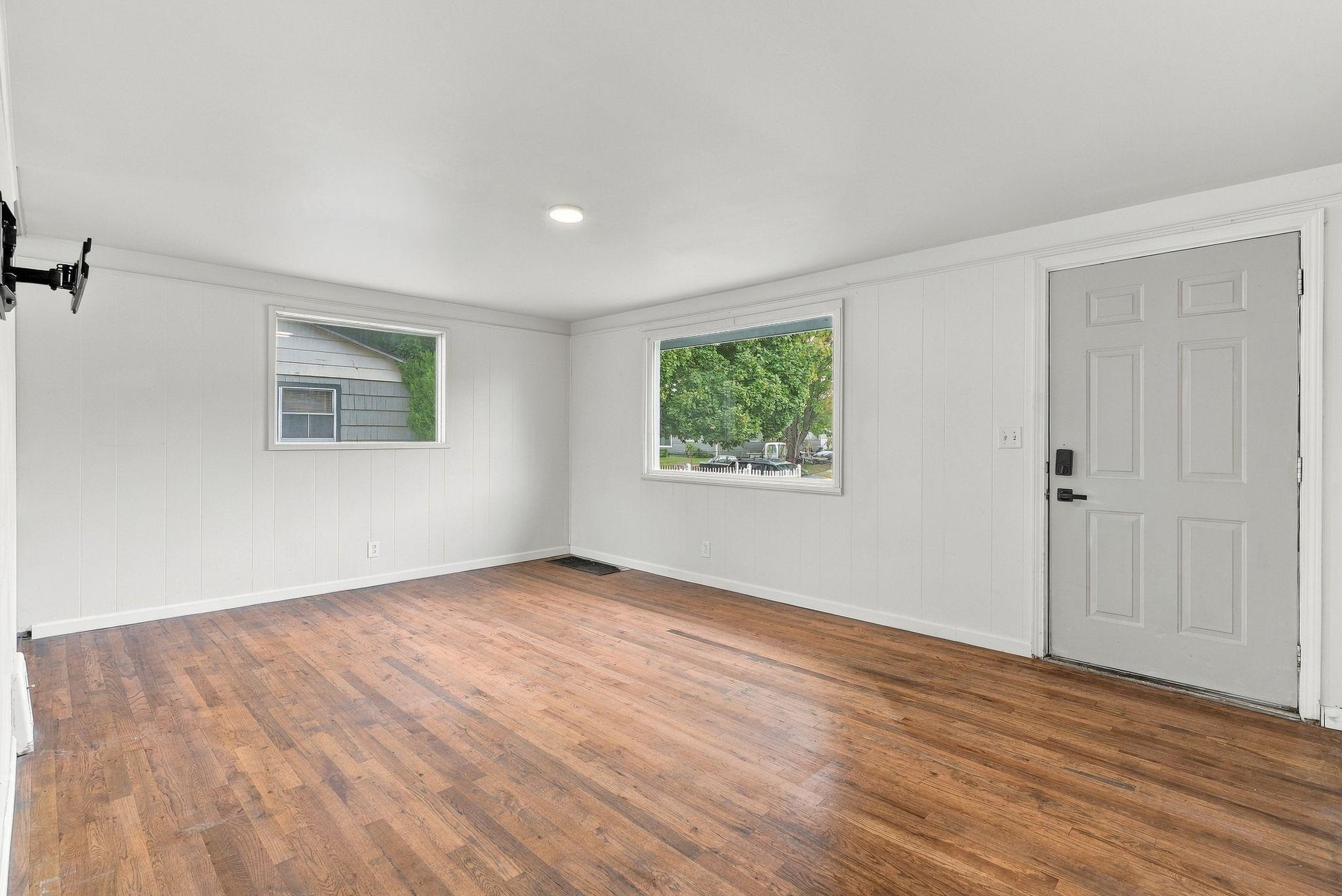 1647 E Decatur Ave - Photo 4
