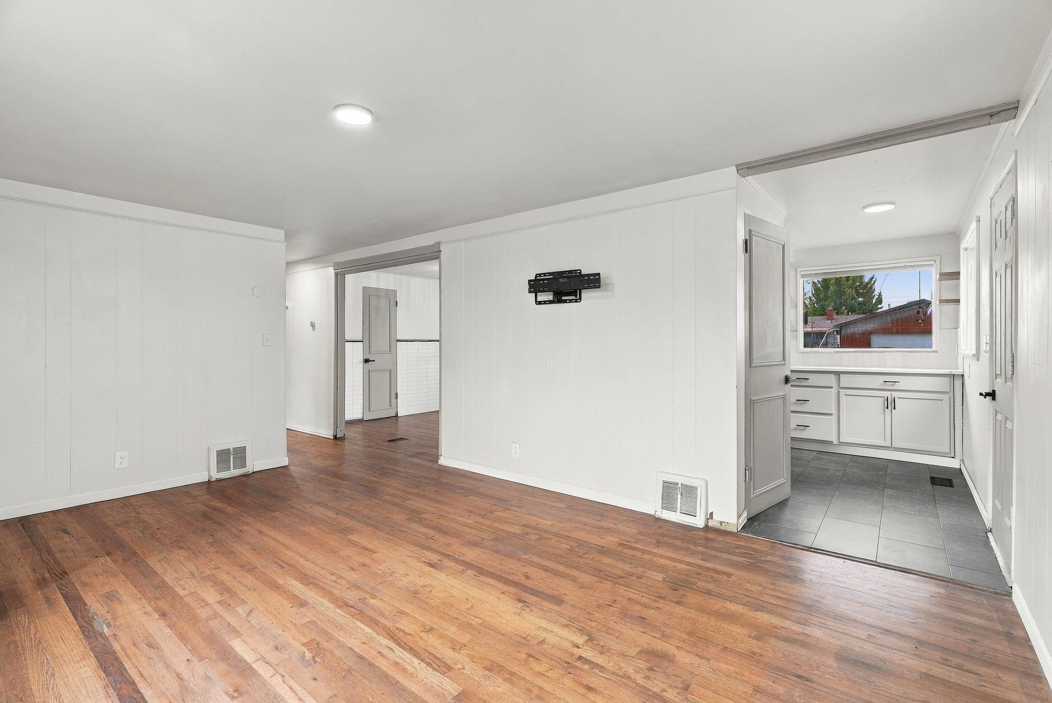 1647 E Decatur Ave - Photo 5