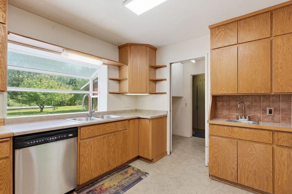 2717 S Raymond Rd - Photo 10