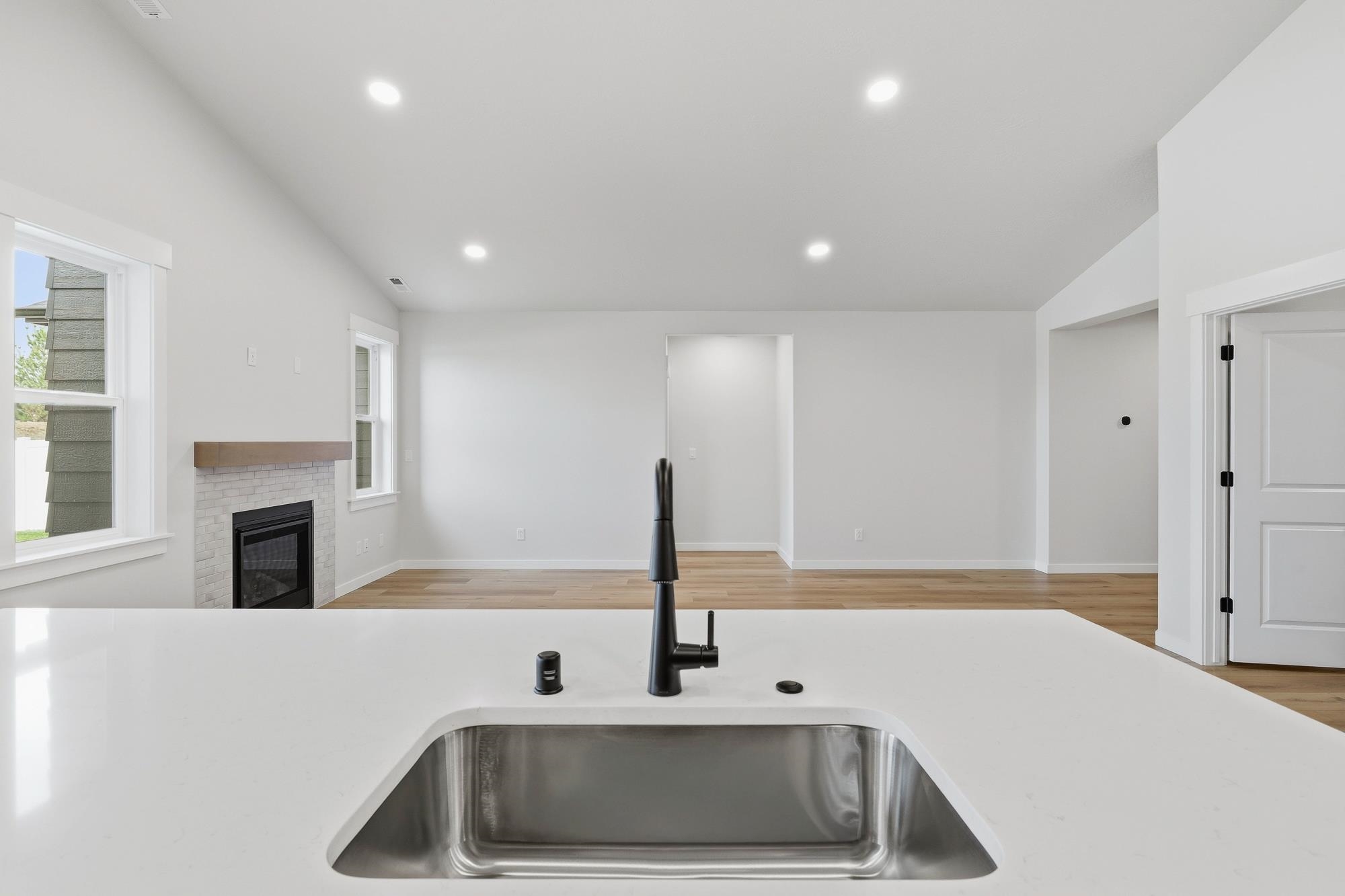 1542 W 68th Ave - Photo 8
