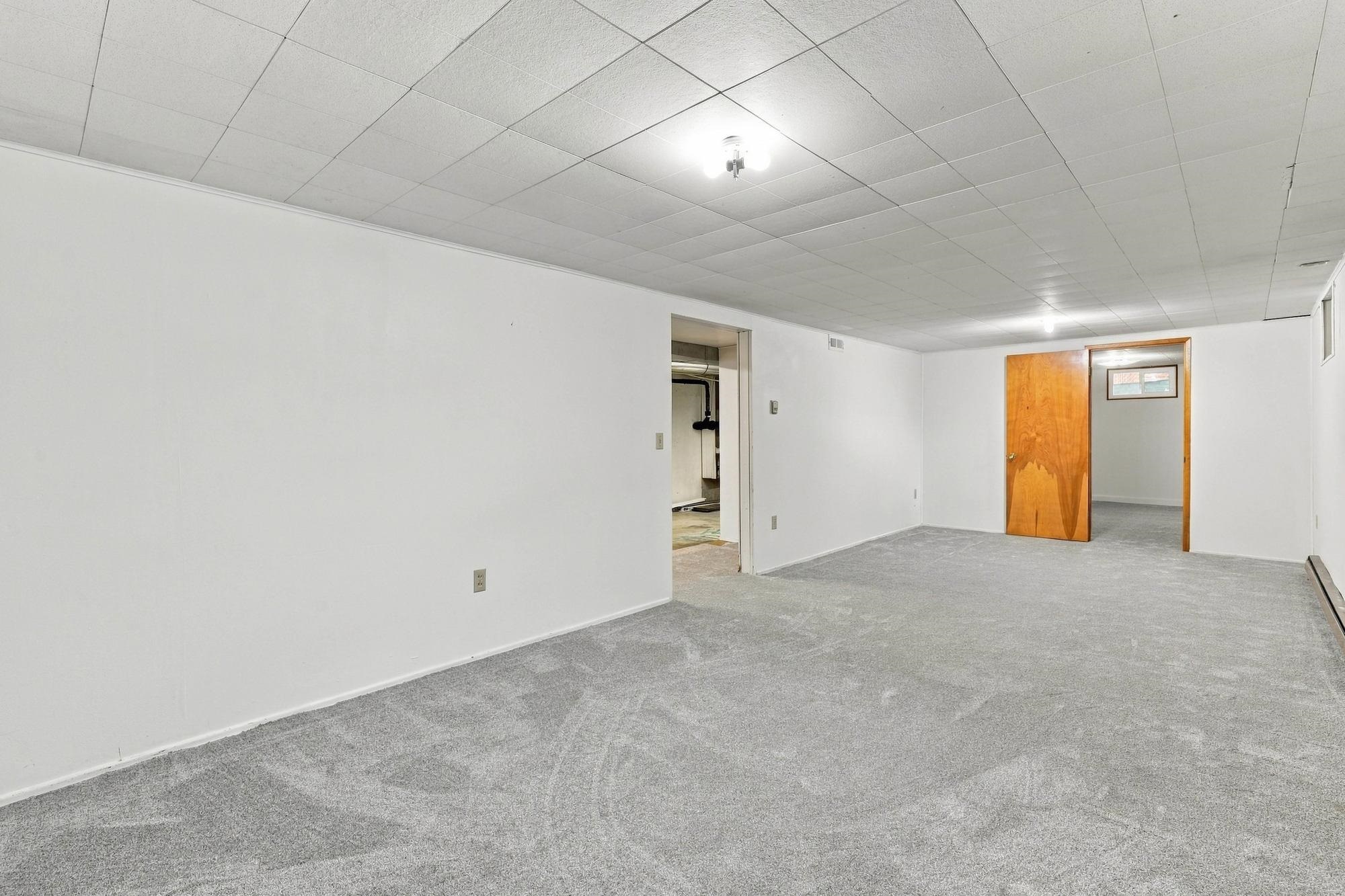 2524 S Pines Rd - Photo 21