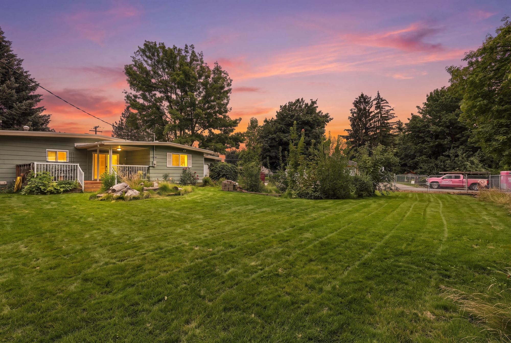 2524 S Pines Rd - Photo 29