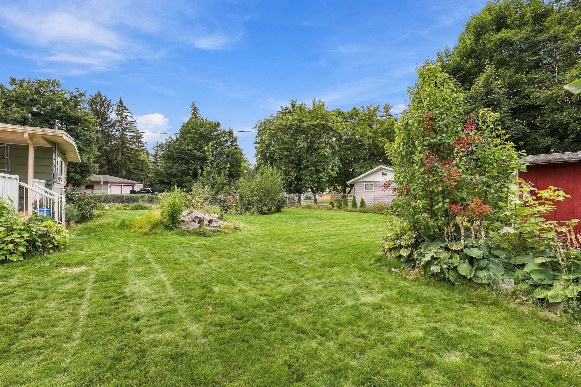 2524 S Pines Rd - Photo 30