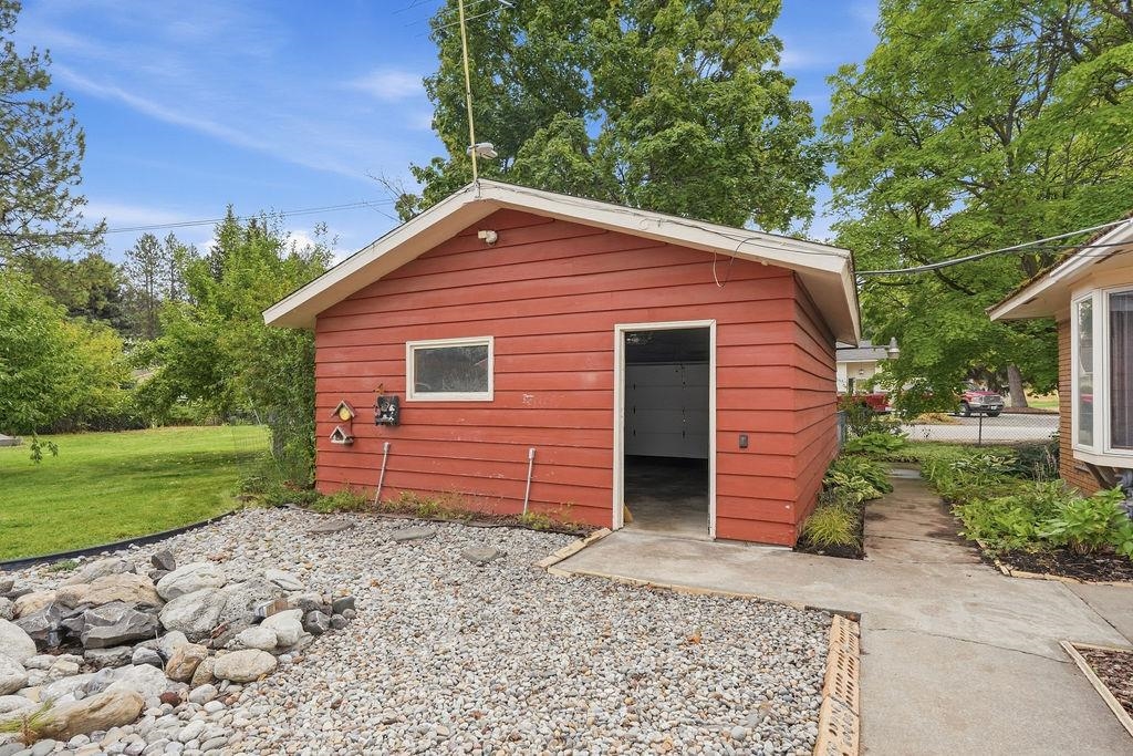 2717 S Raymond Rd - Photo 32
