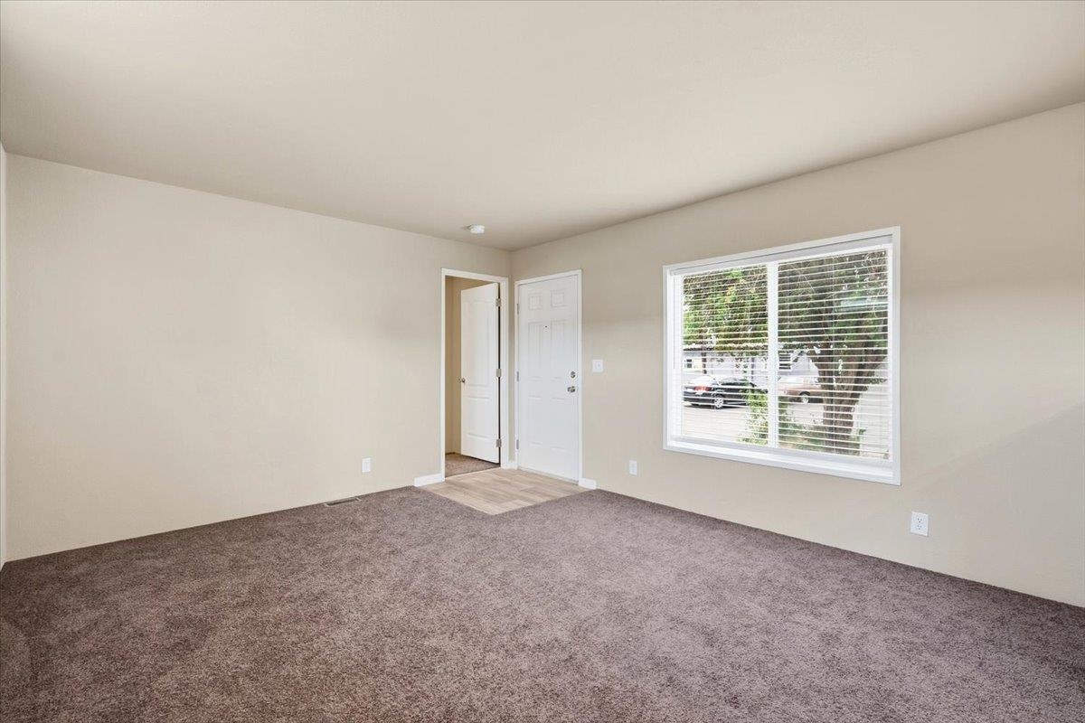 11920 E Mansfield Ave - Photo 7