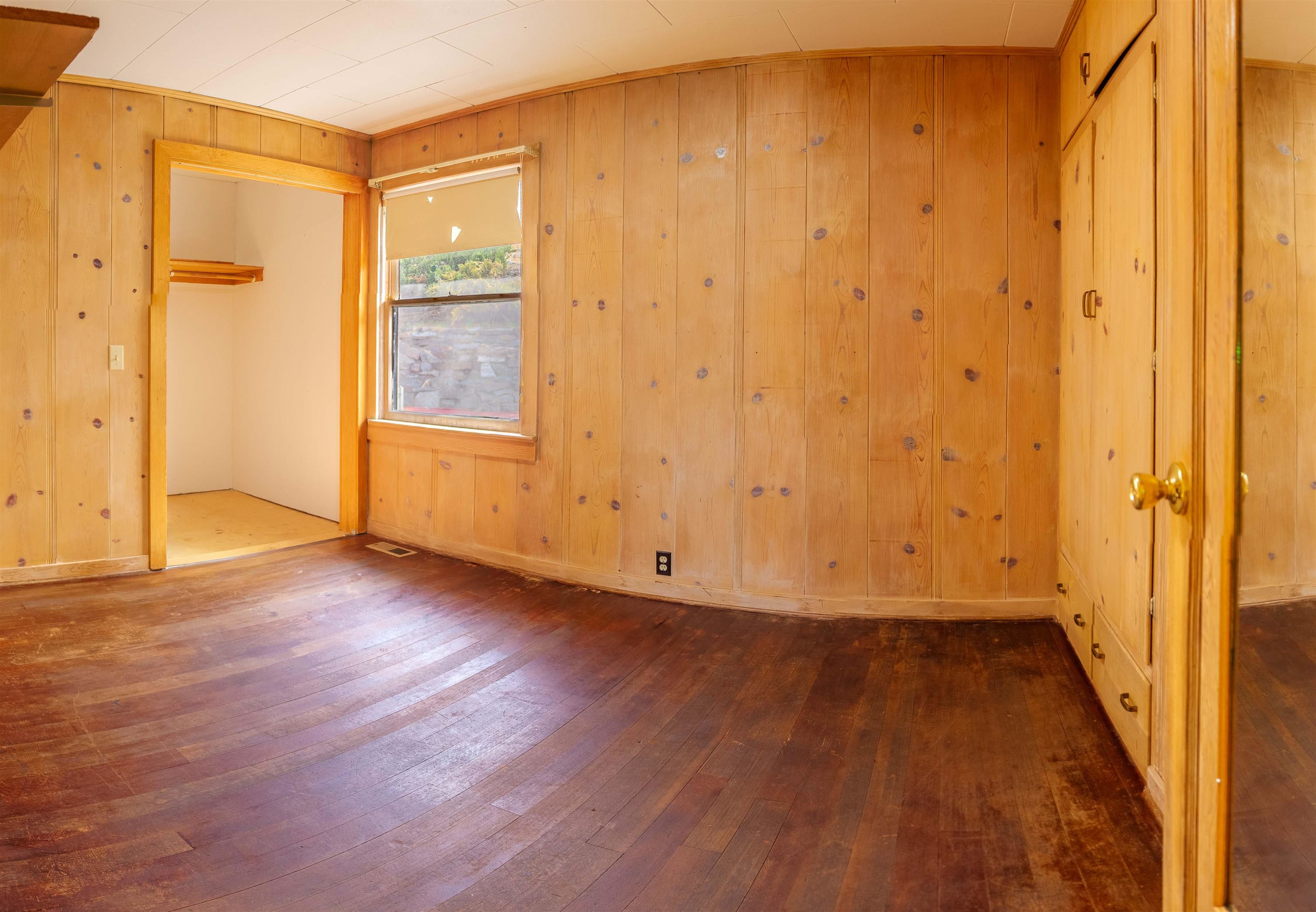 121 SW State St - Photo 9