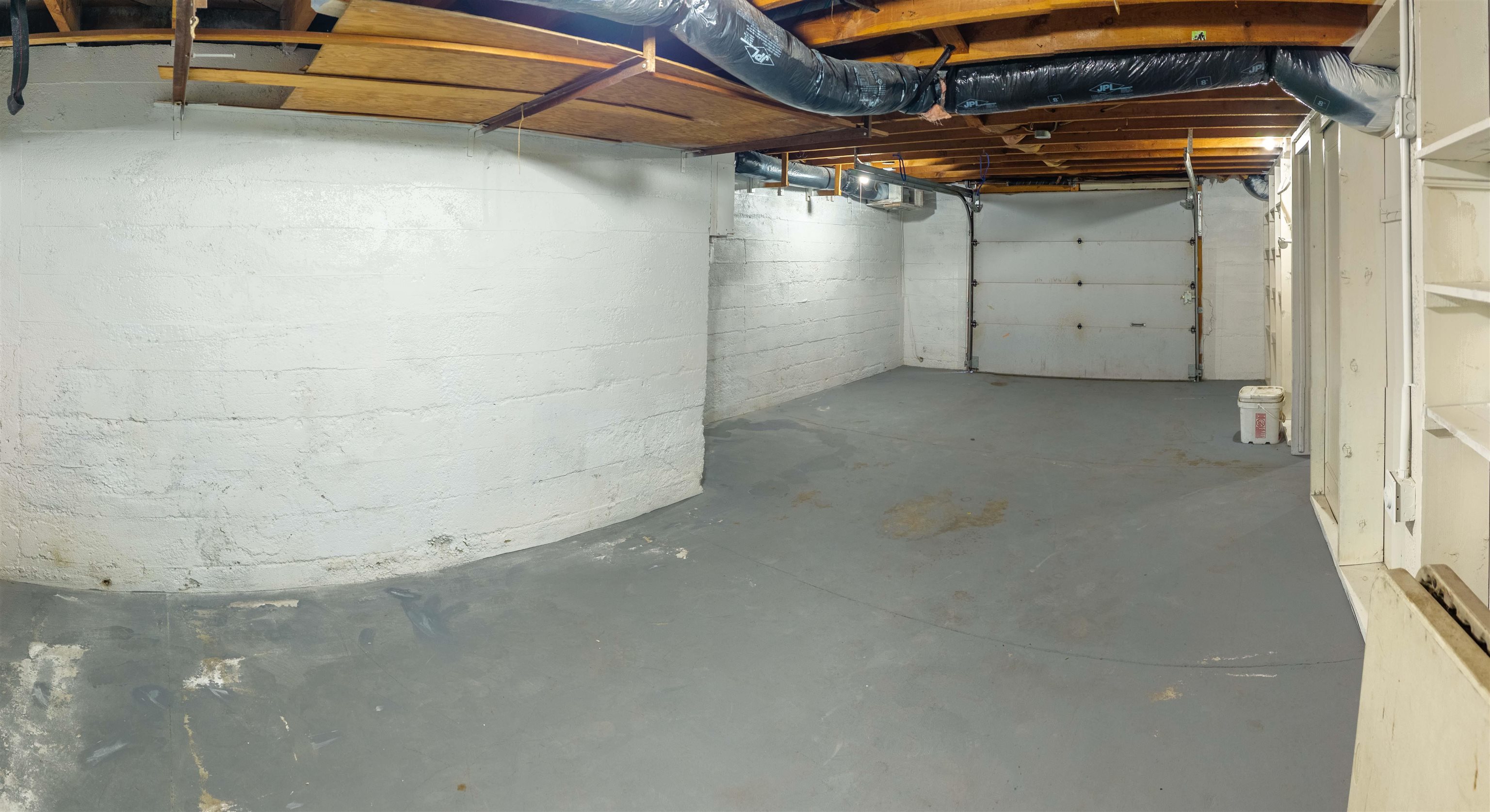 121 SW State St - Photo 16