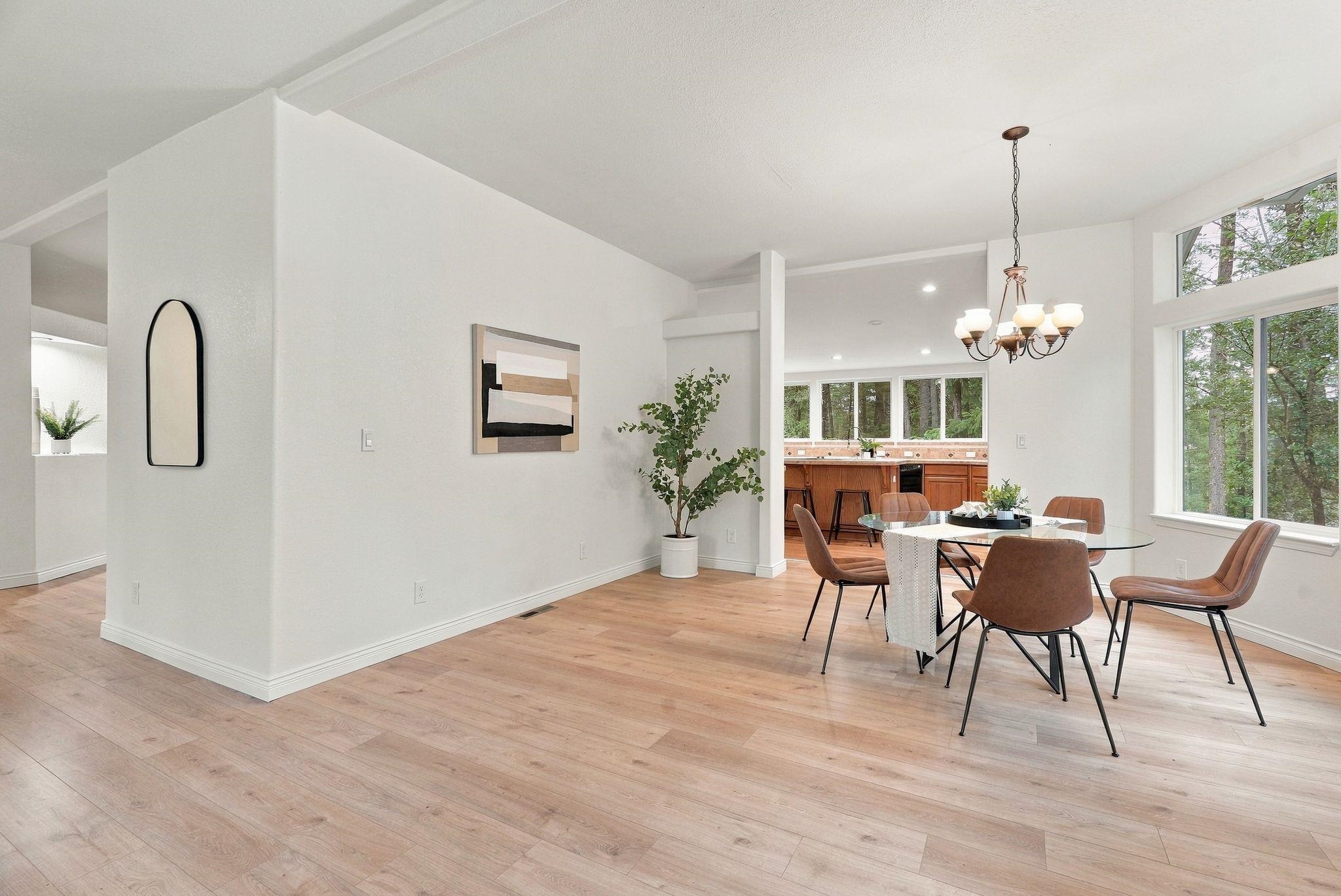 10927 E Halliday Rd - Photo 5