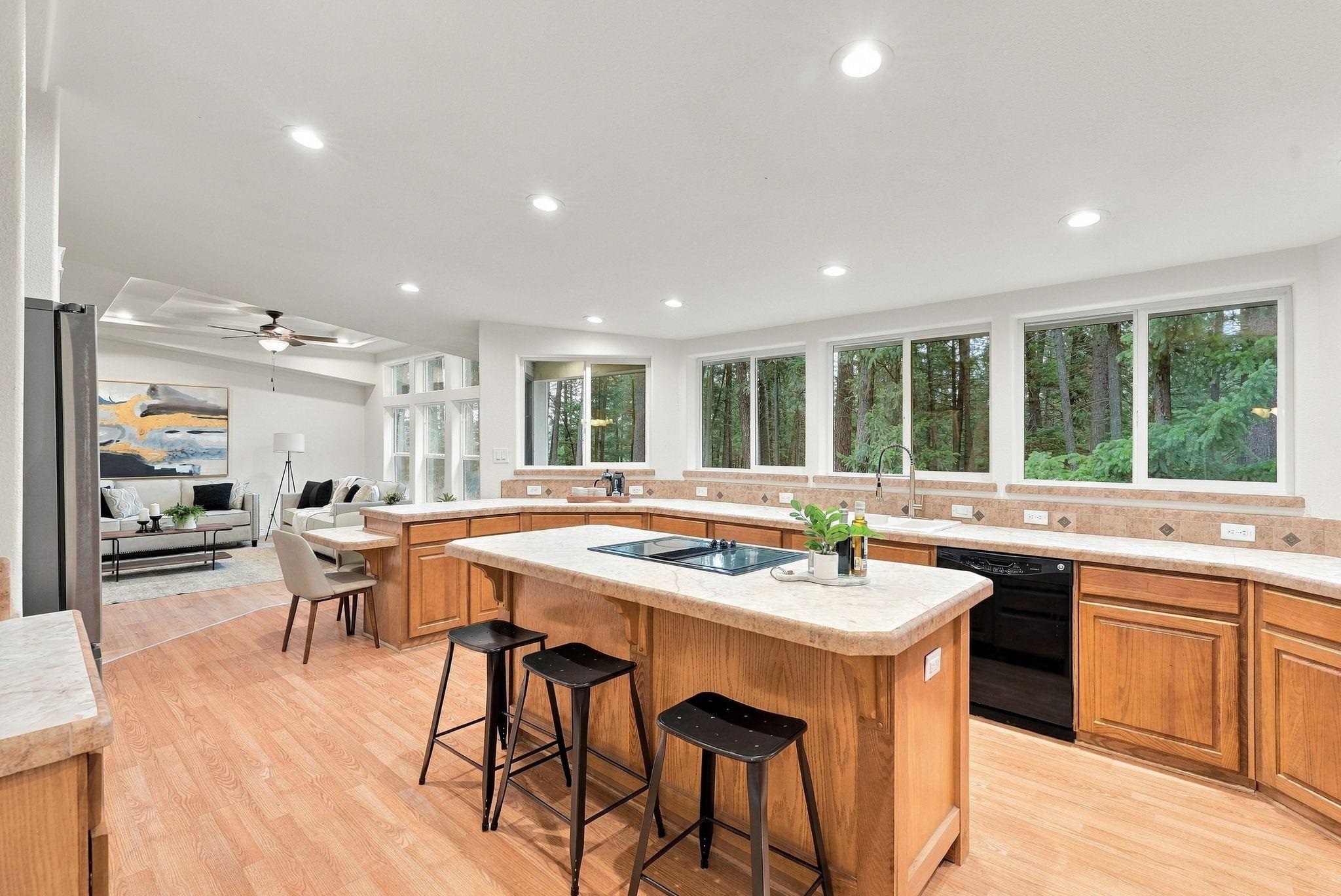 10927 E Halliday Rd - Photo 6