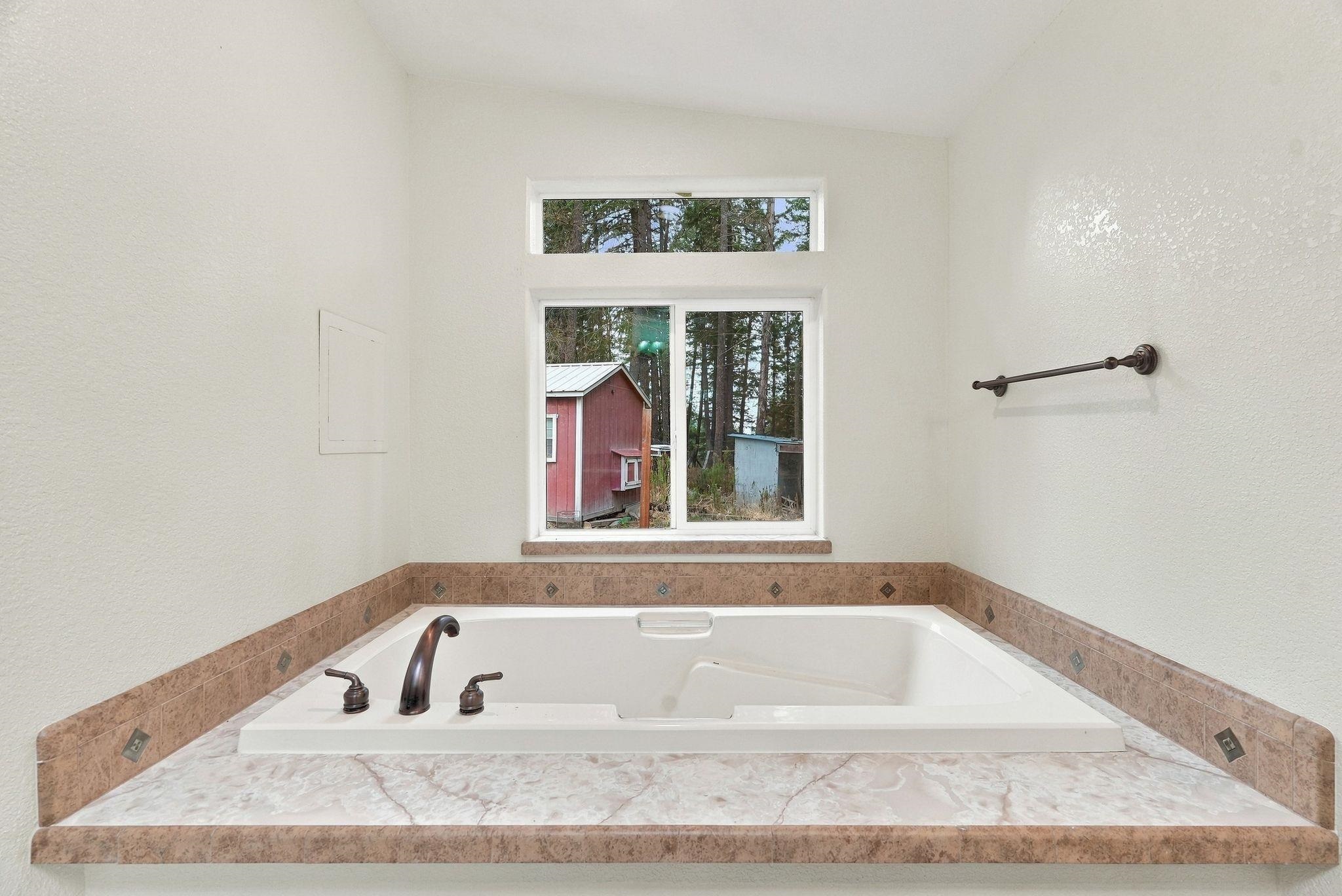 10927 E Halliday Rd - Photo 22