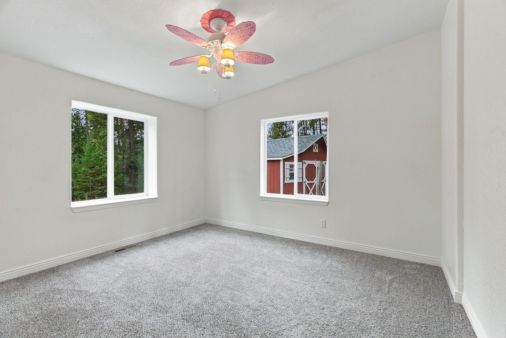 10927 E Halliday Rd - Photo 29