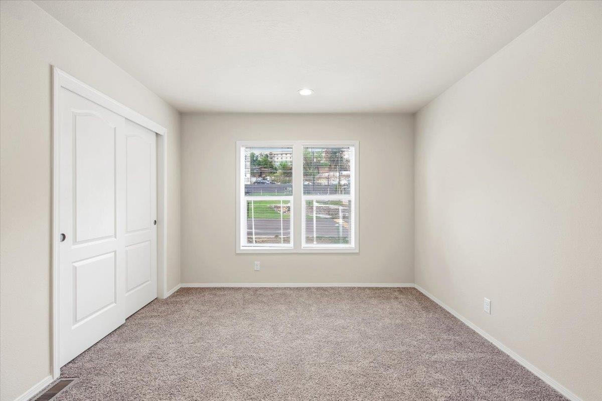 11920 E Mansfield Ave - Photo 16