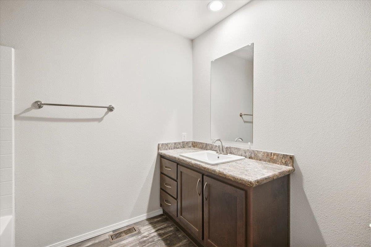 11920 E Mansfield Ave - Photo 17