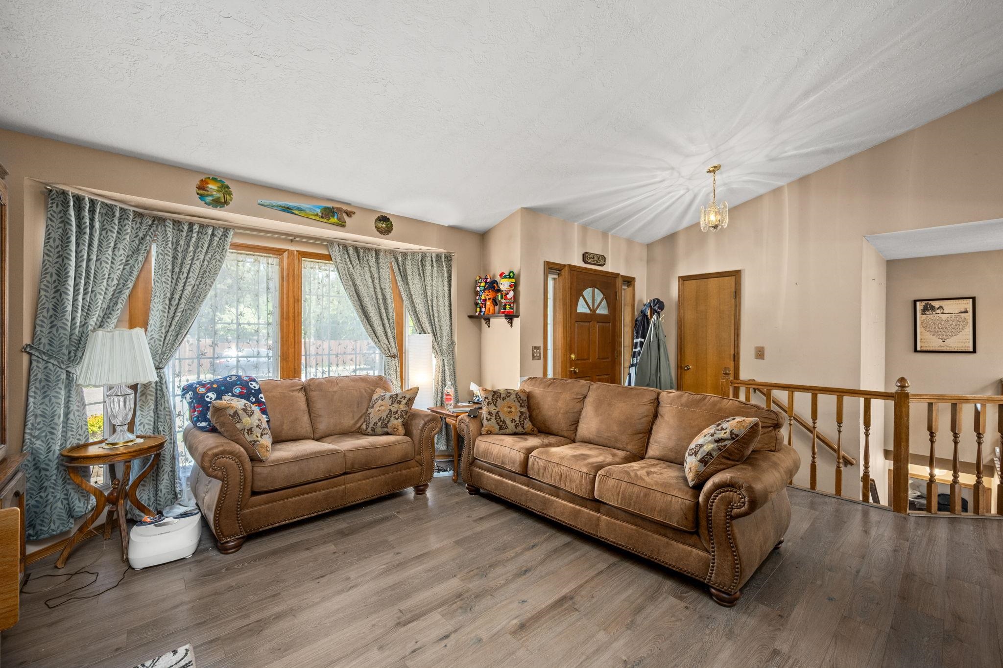 4637 W Shawnee Ave - Photo 8
