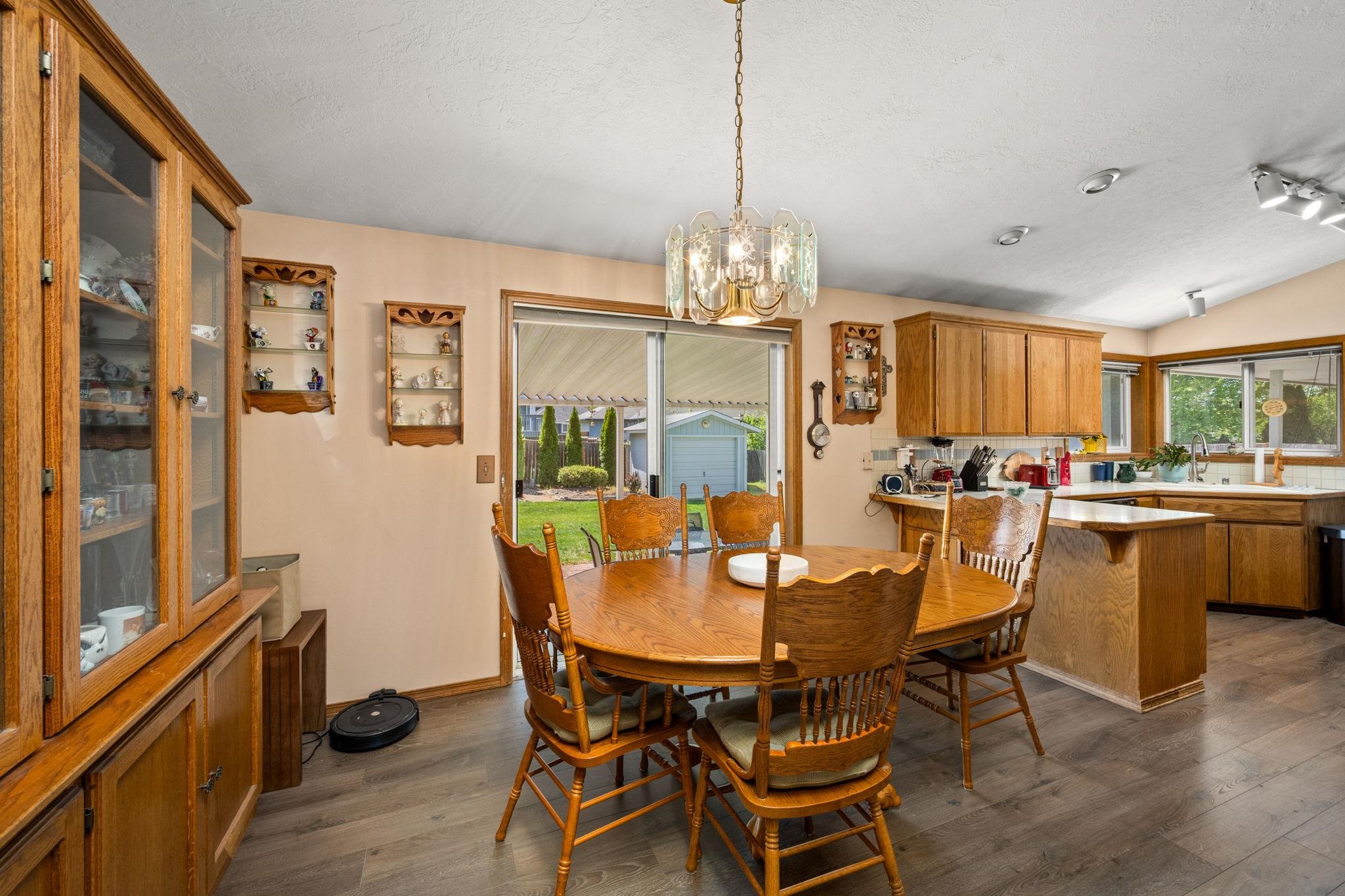 4637 W Shawnee Ave - Photo 10