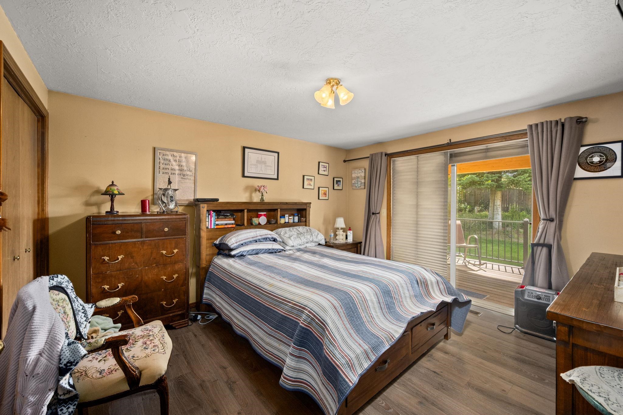 4637 W Shawnee Ave - Photo 18