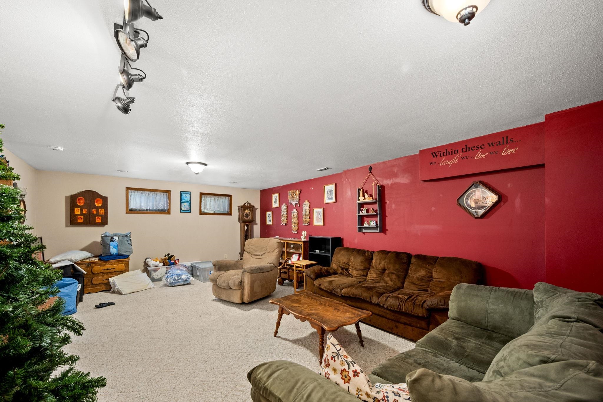 4637 W Shawnee Ave - Photo 28