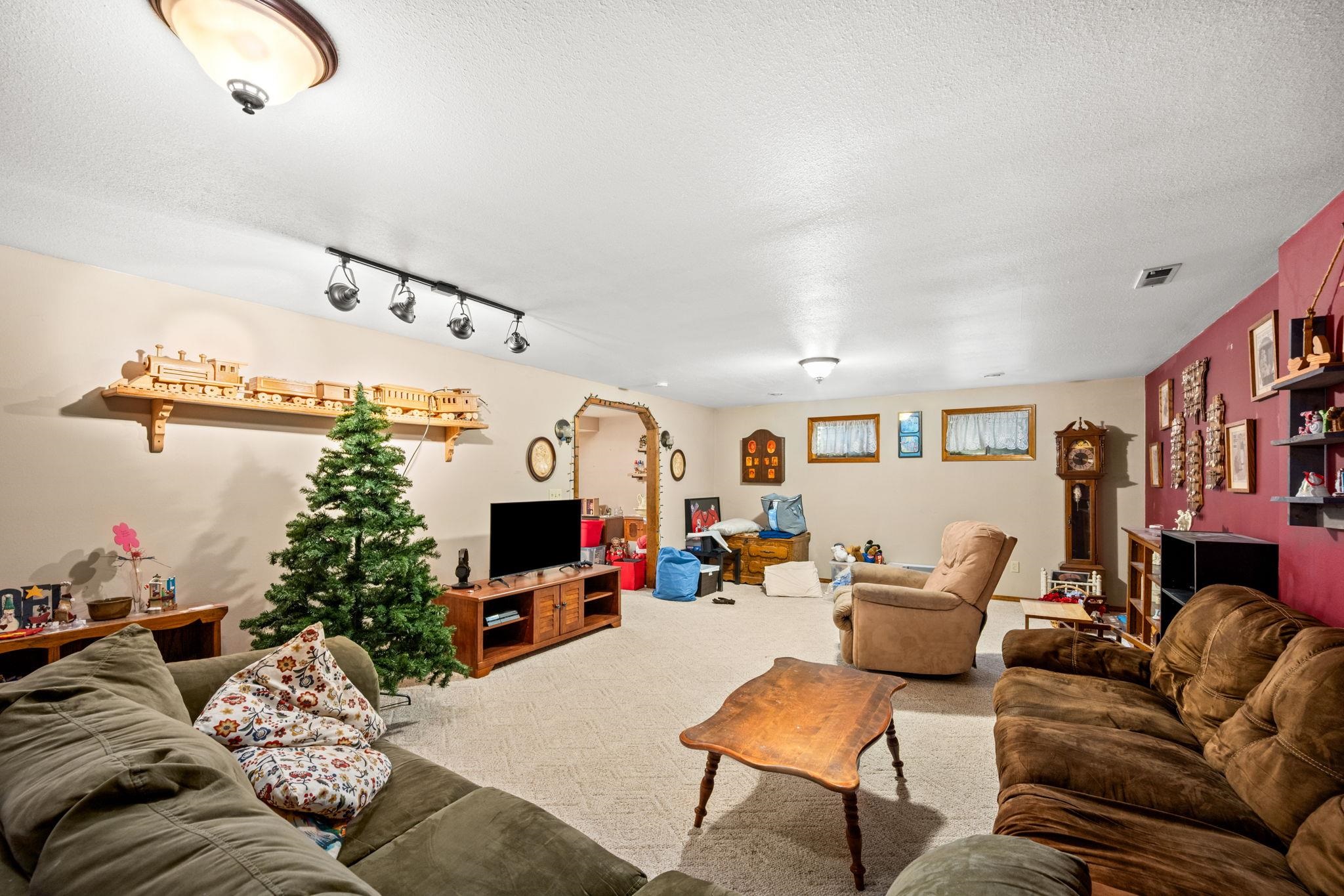 4637 W Shawnee Ave - Photo 29